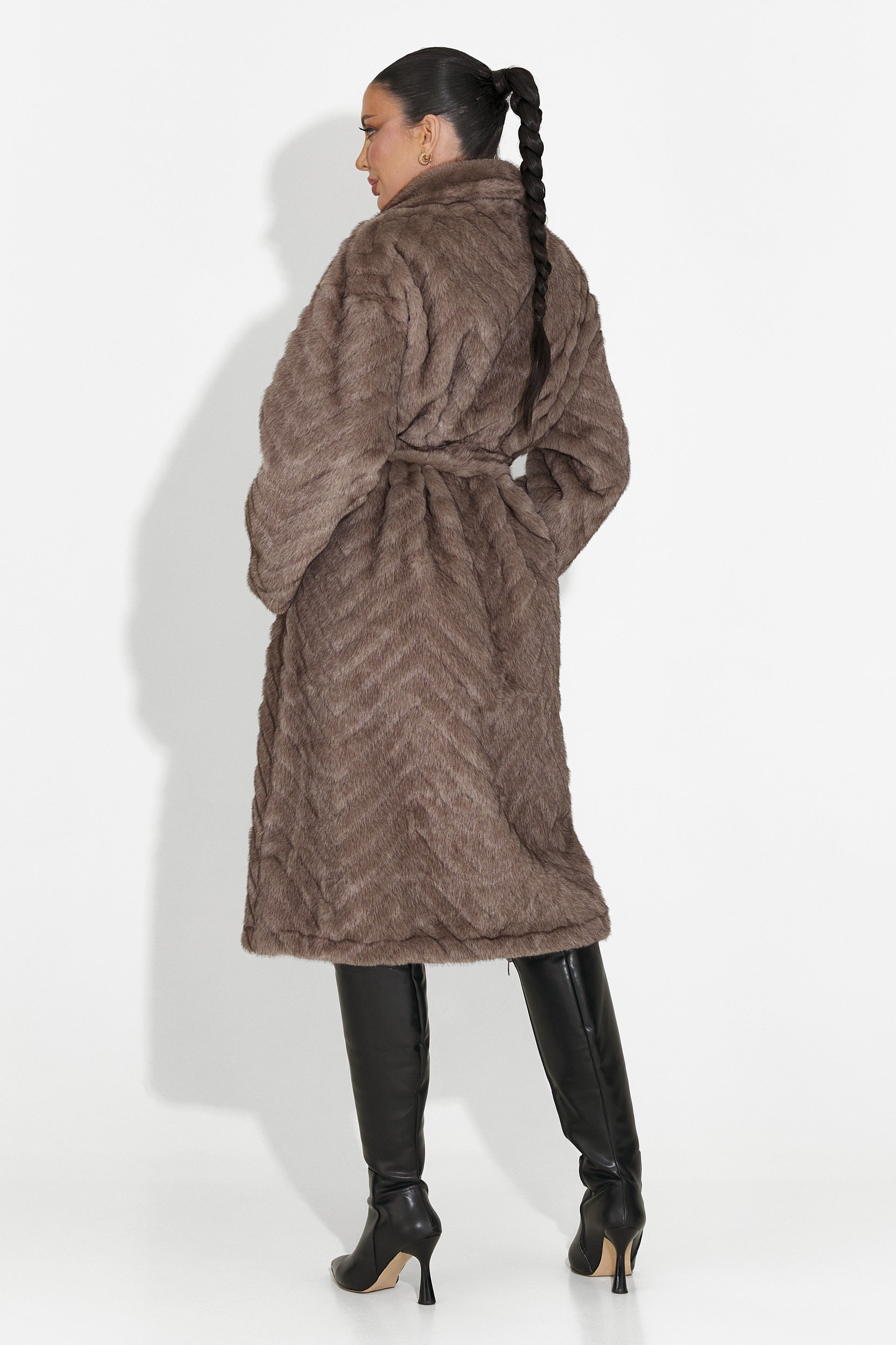 Lunaris Bogas Grey Fur Coat