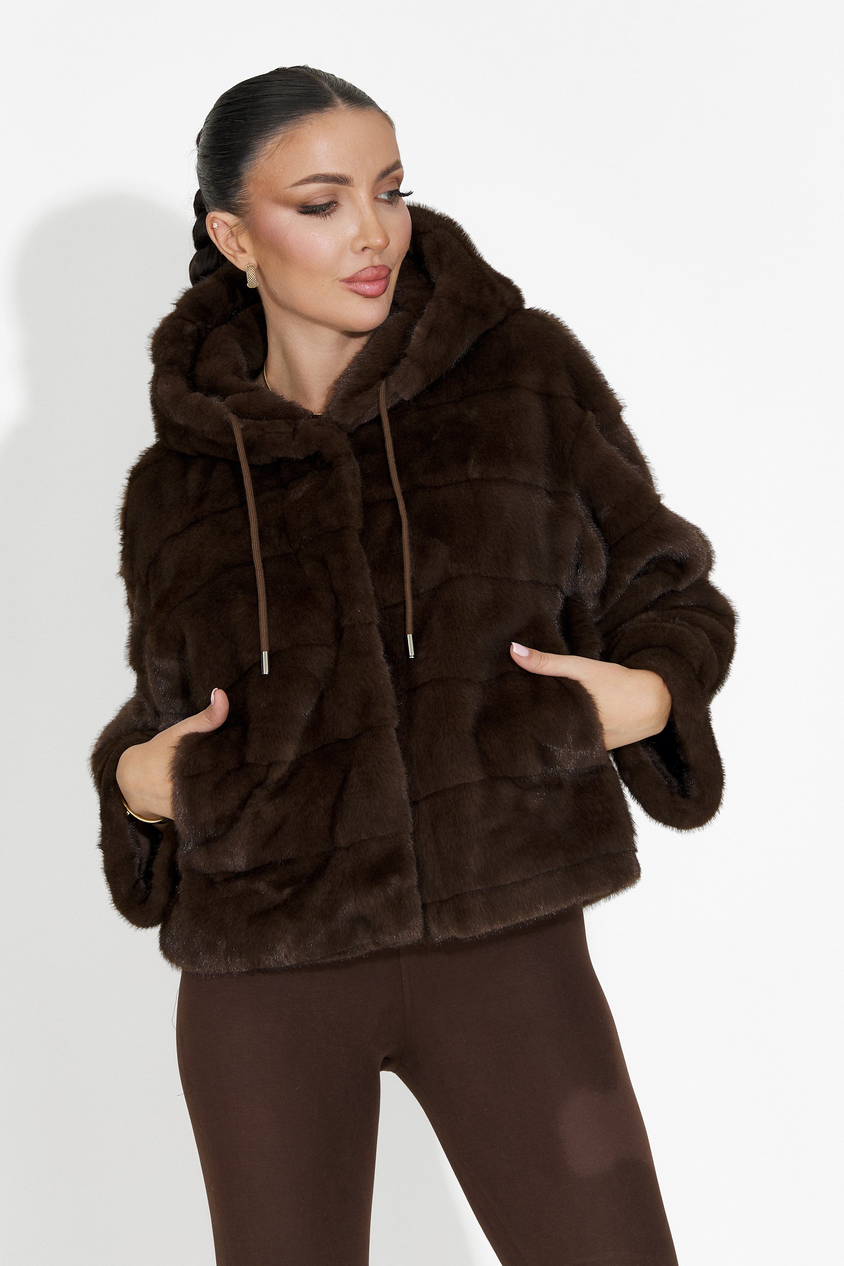 Brun pälsjacka Alasika Bogas