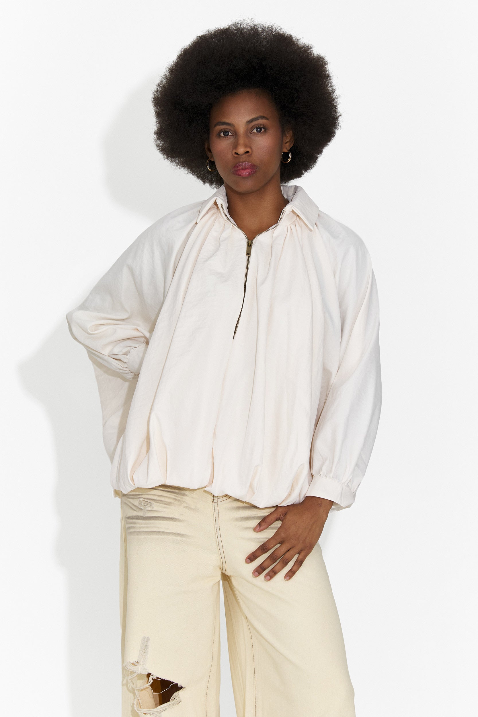 Chaqueta Casual de Crema para Damas Yasminia Bogas