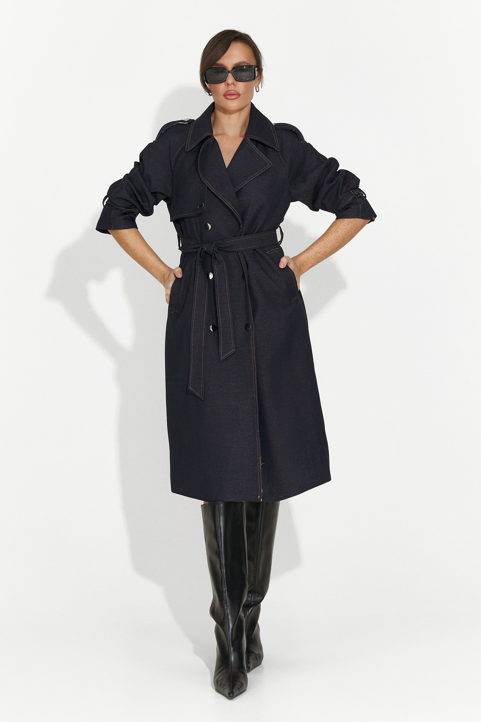 Κομψό γυναικείο παλτό μπλε σκούρο Nuvia Bogas