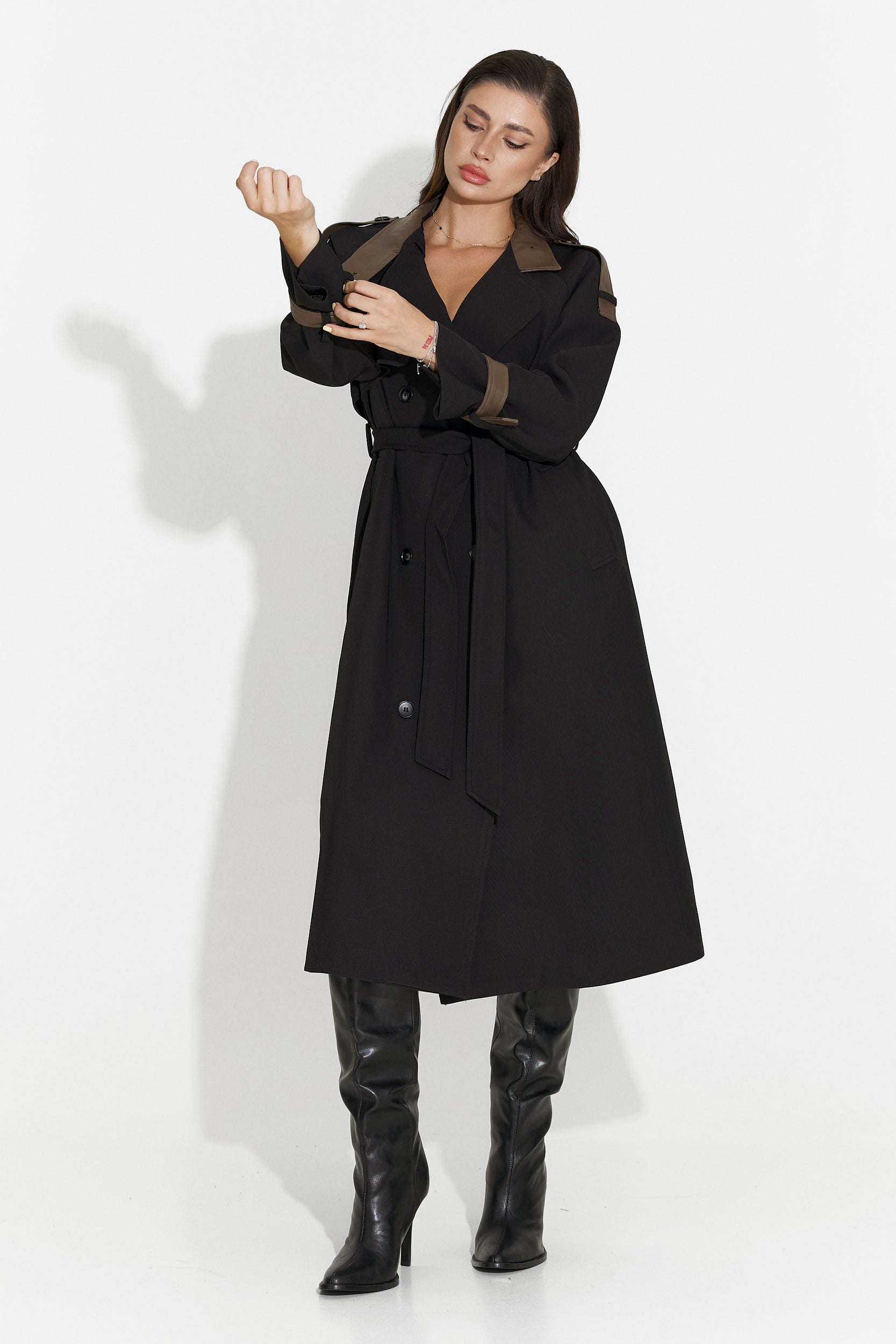 Largo abrigo negro para mujeres Daine Bogas