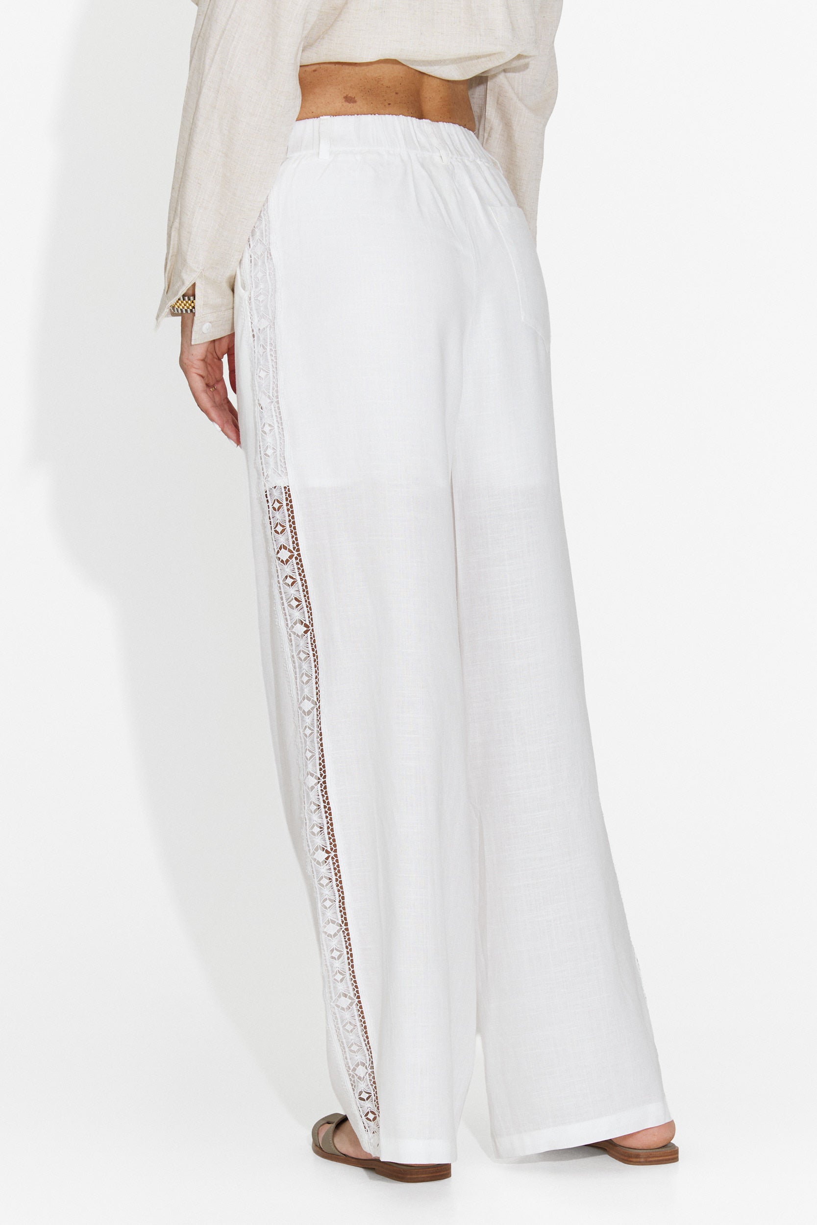Pantaloni dama casual albi Heather Bogas