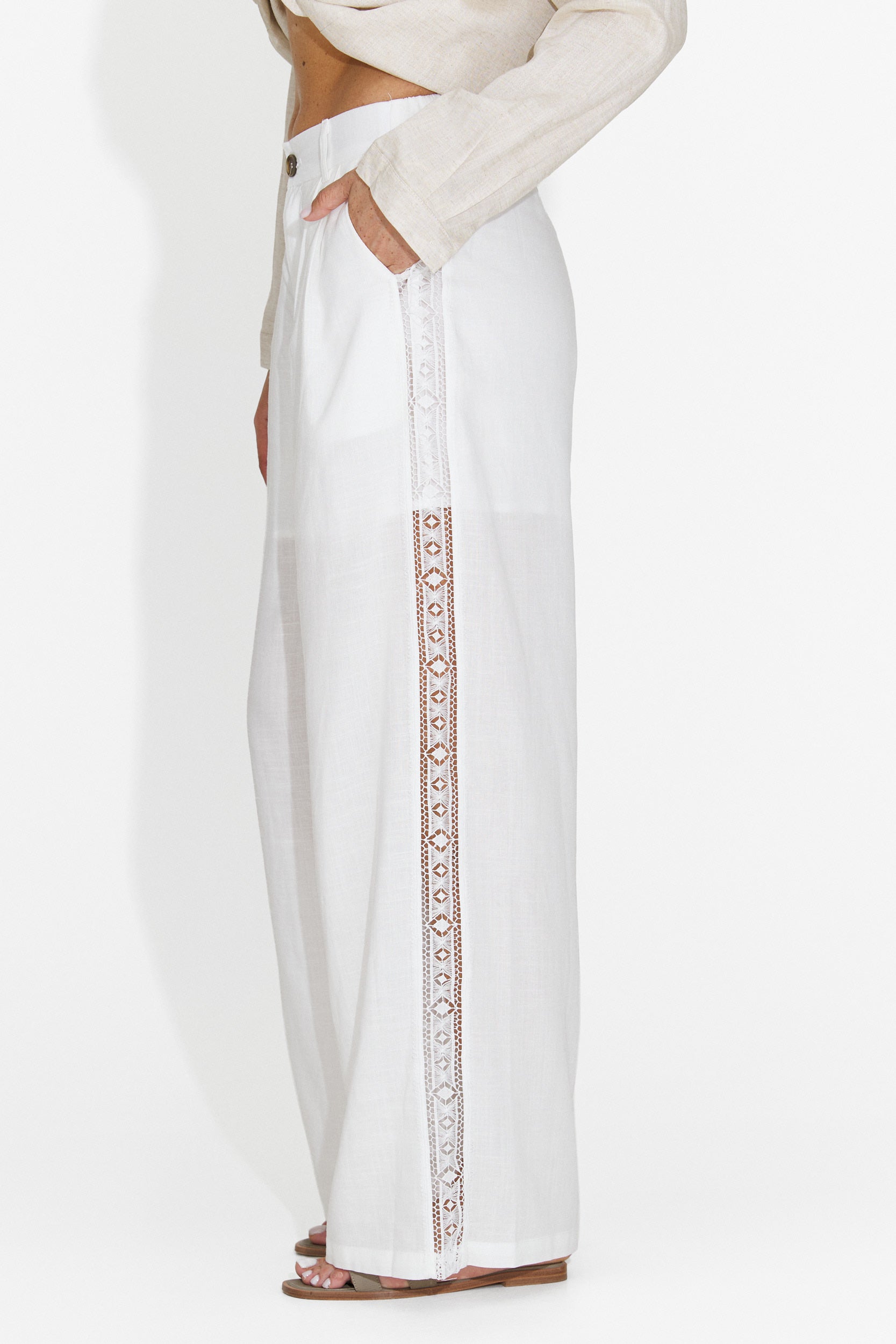 Pantaloni dama casual albi Heather Bogas