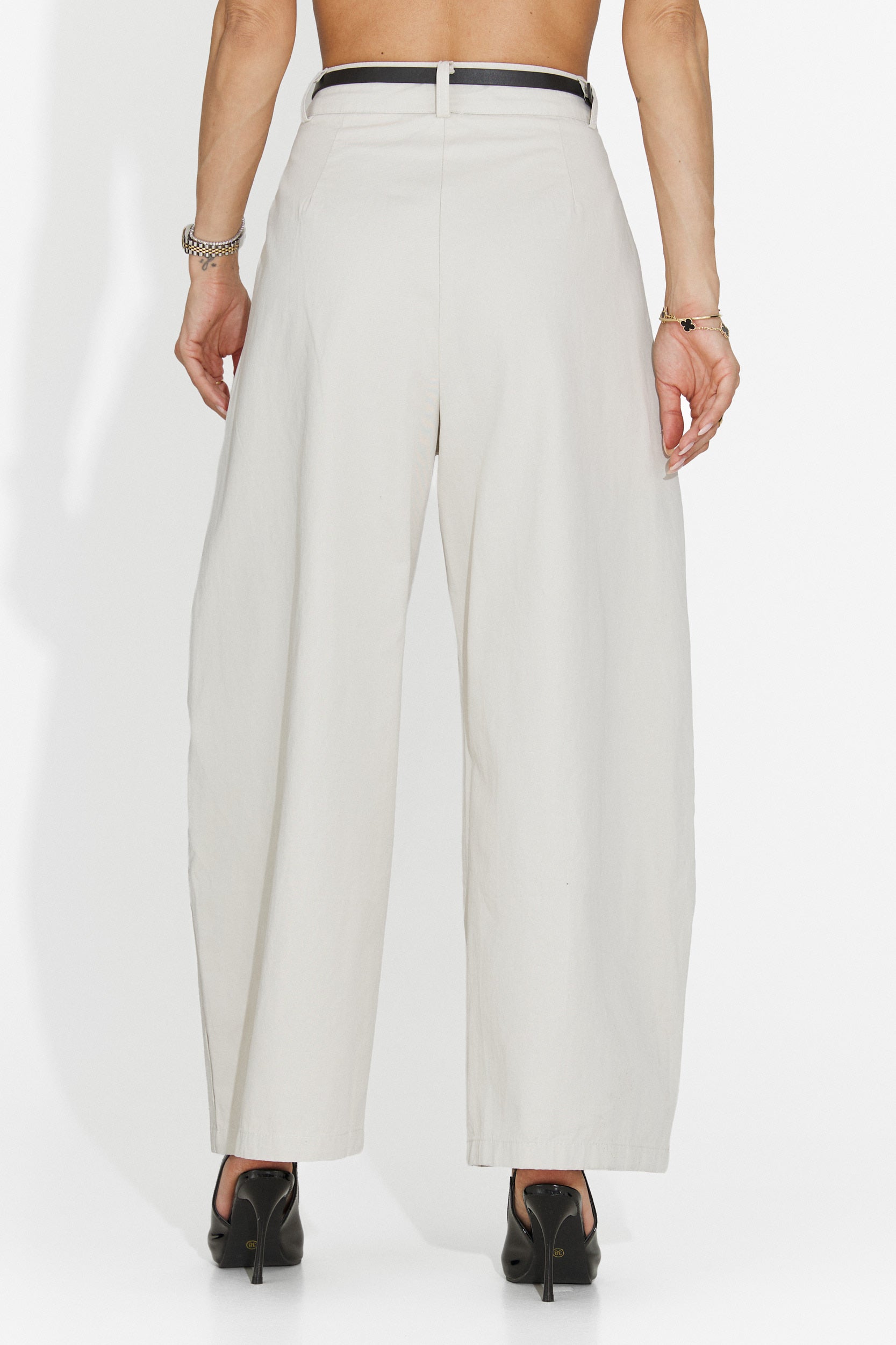 Casual beige ladies pants Horwed Bogas