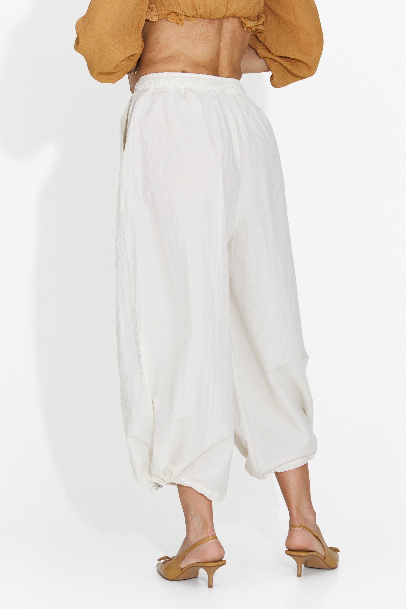Pantaloni dama casual bej Lyhok Bogas