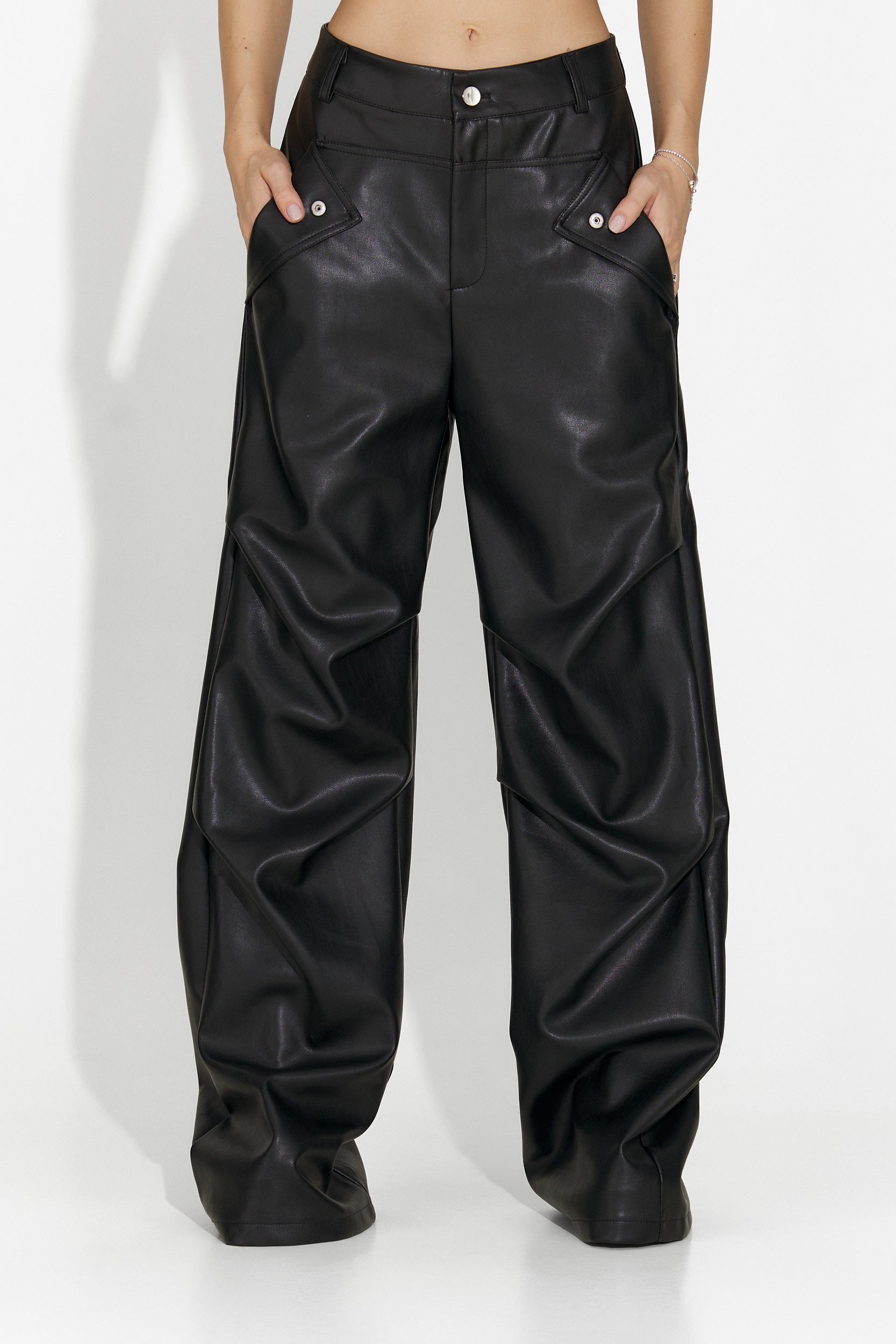 Savelis Bogas Casual Black Women's Pants