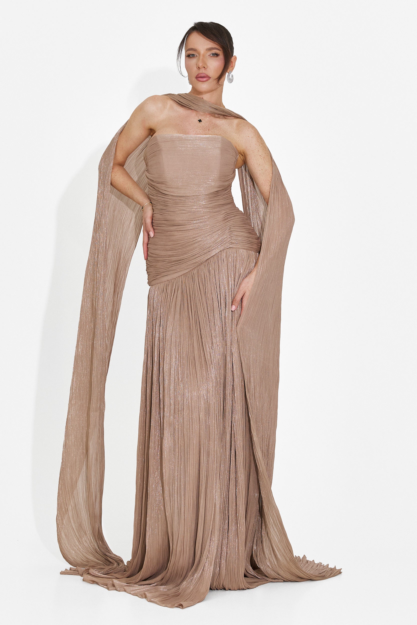 Rochie dama lunga bej Gabielia Bogas