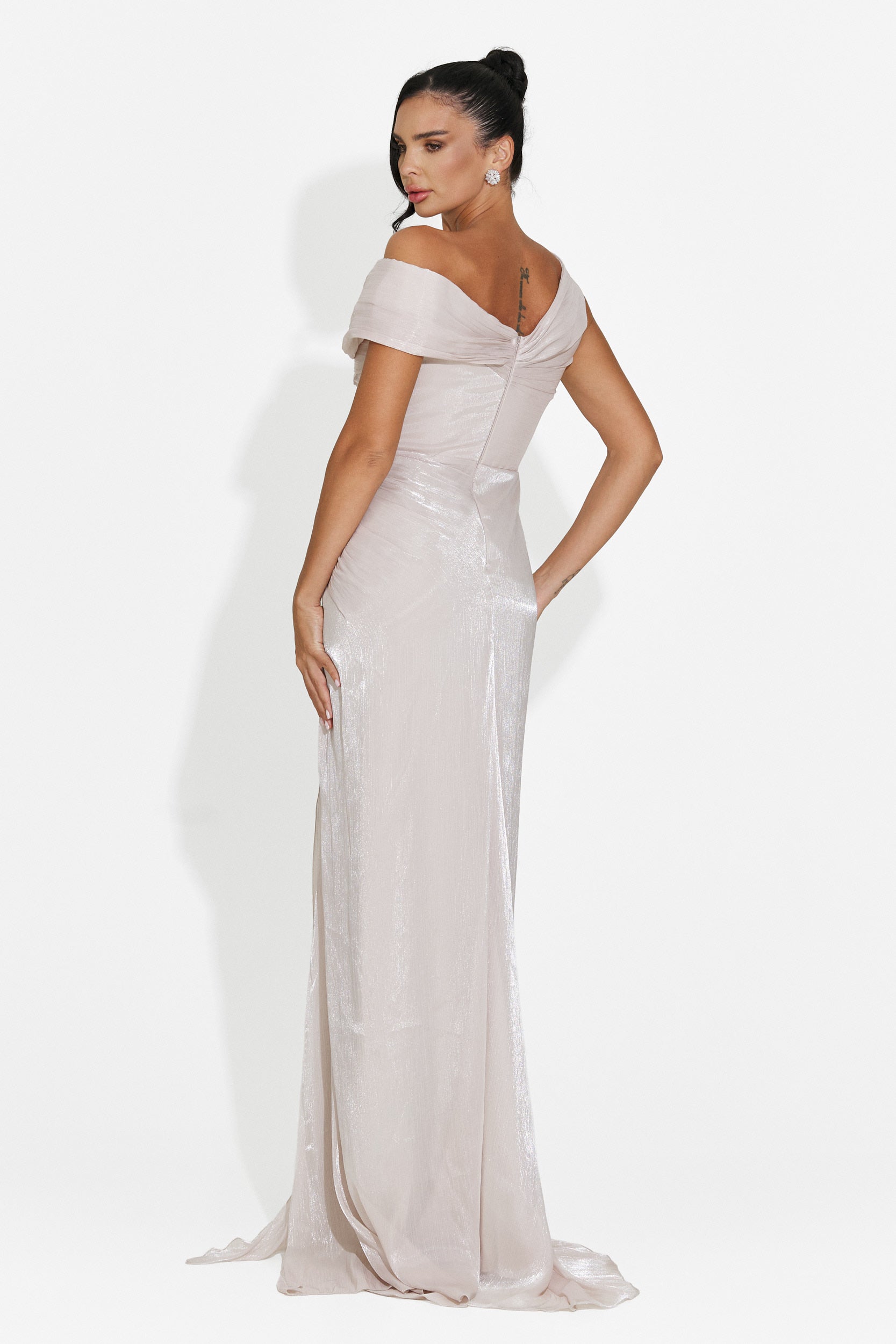 Wagner Bogas Langes Beiges Damenkleid