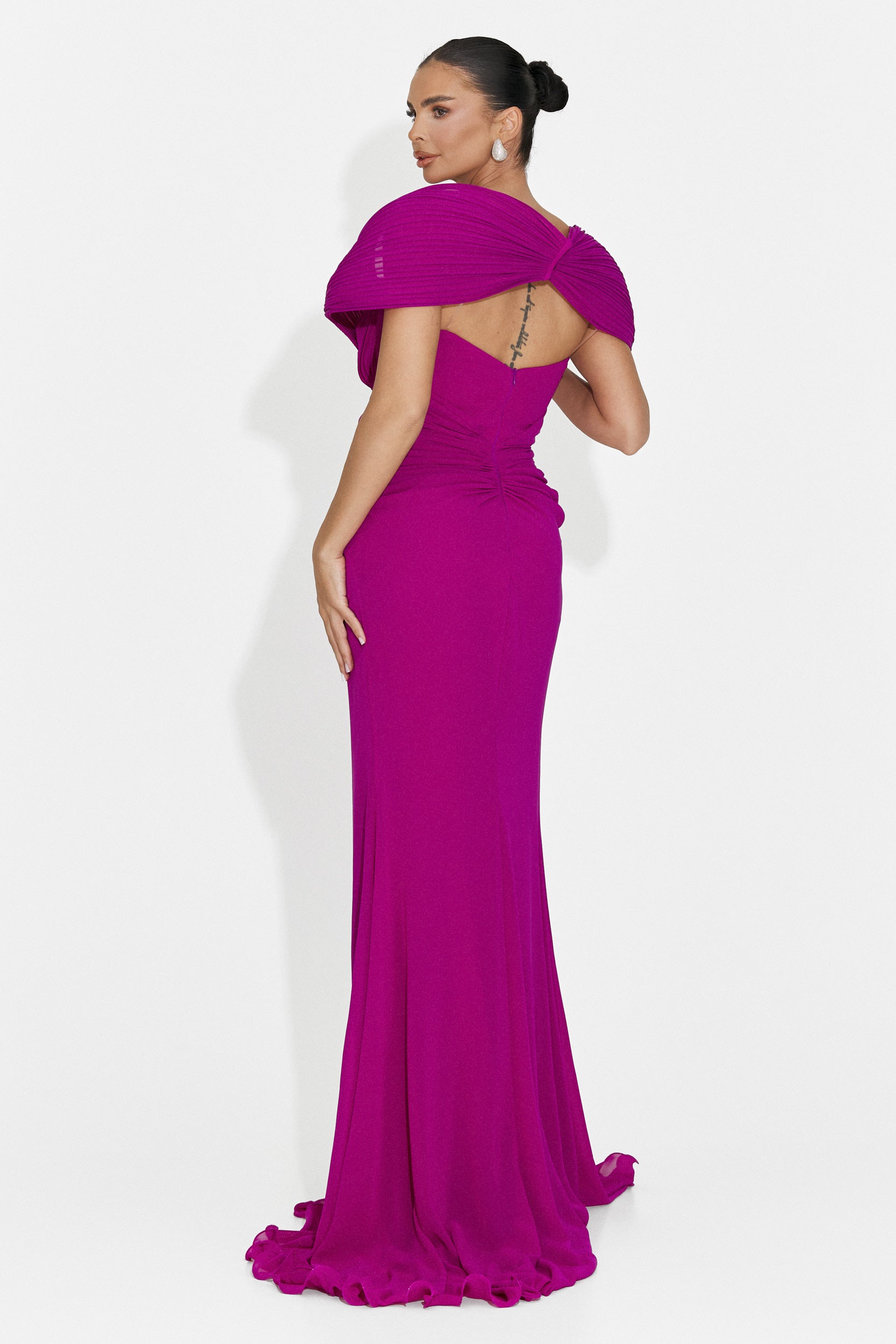 Emilias Bogas langes fuchsiafarbenes Damenkleid