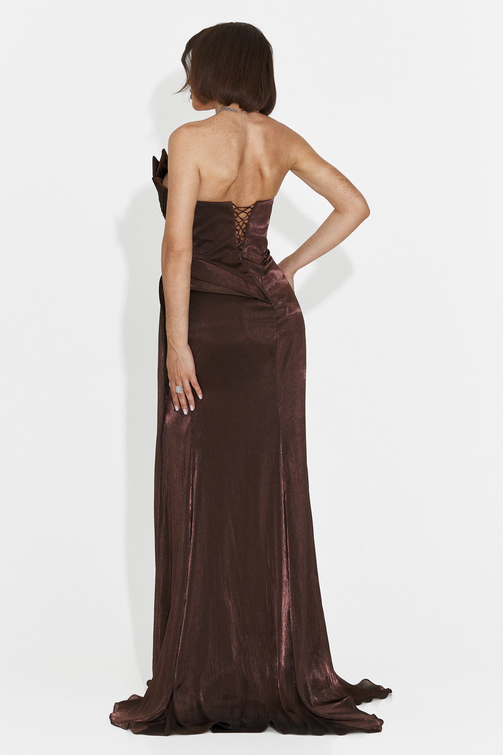 Tildas langes braunes Kleid für Frauen
