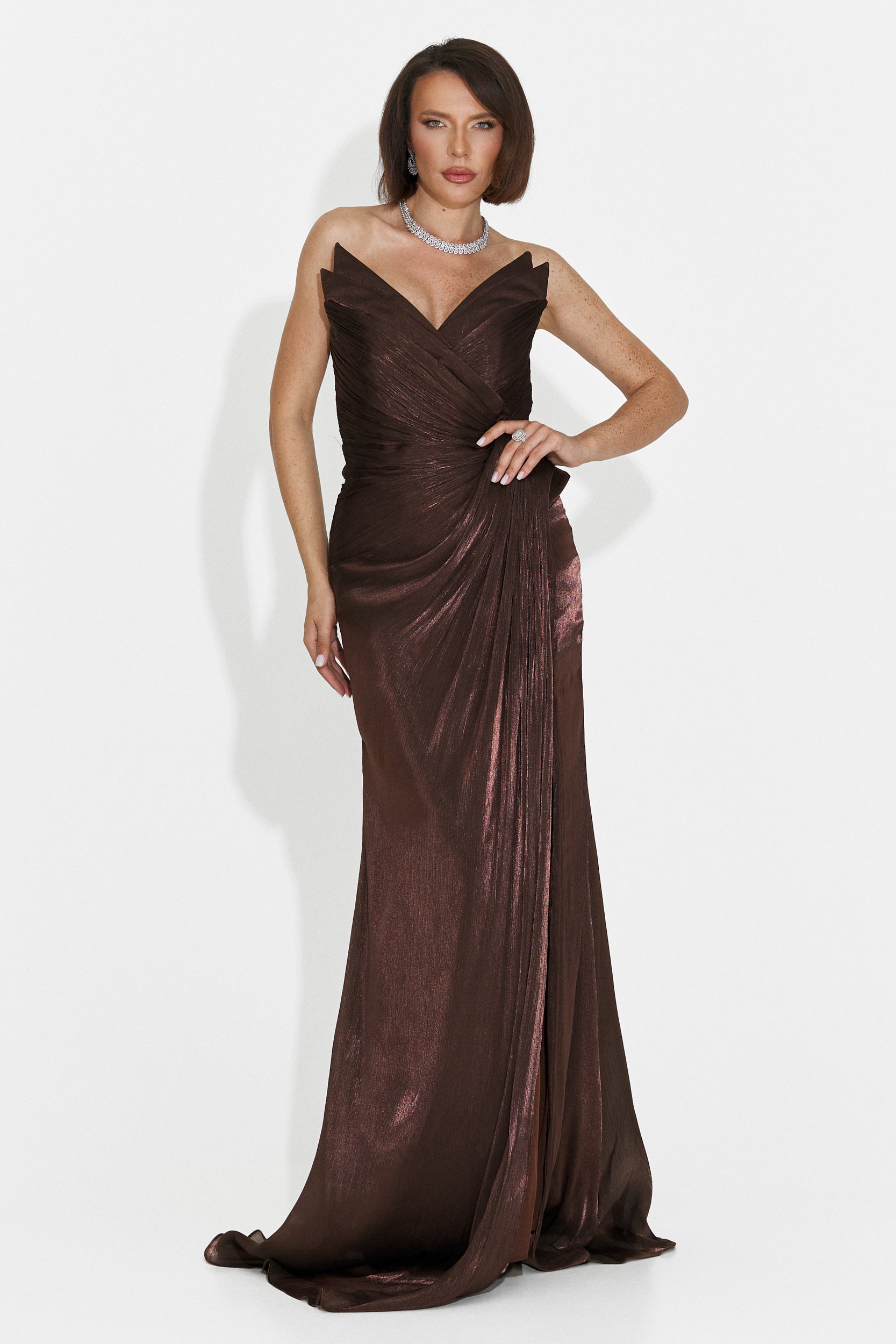 Tildas langes braunes Kleid für Frauen