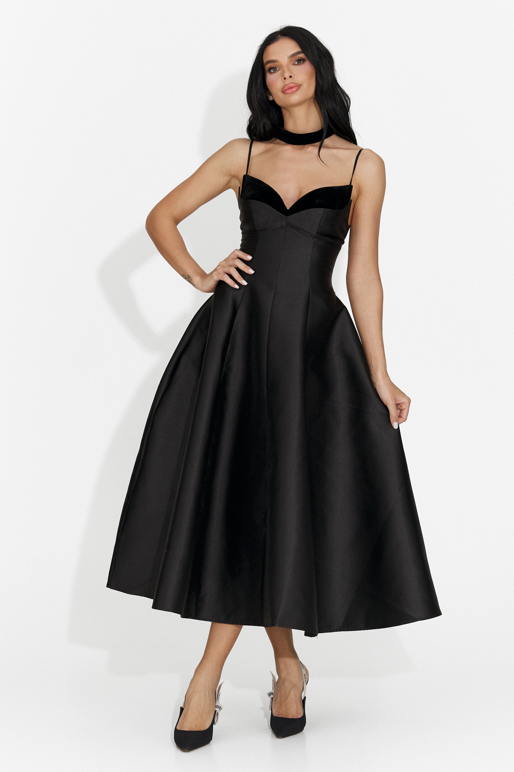 Coriza Bogas langes schwarzes Damenkleid