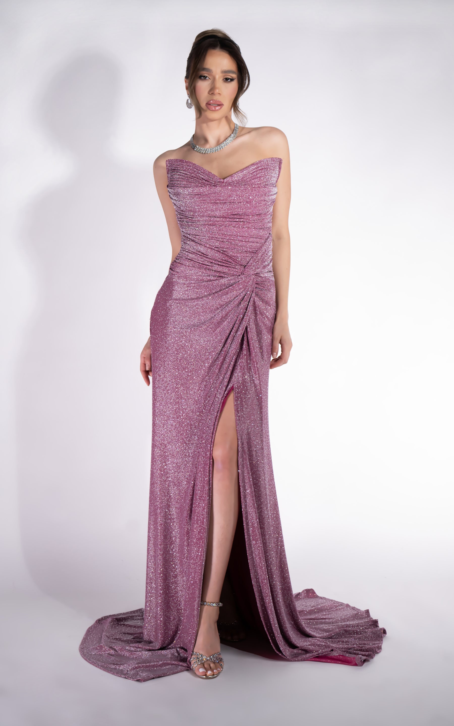 Taylor Bogas Langes Rosa Damenkleid