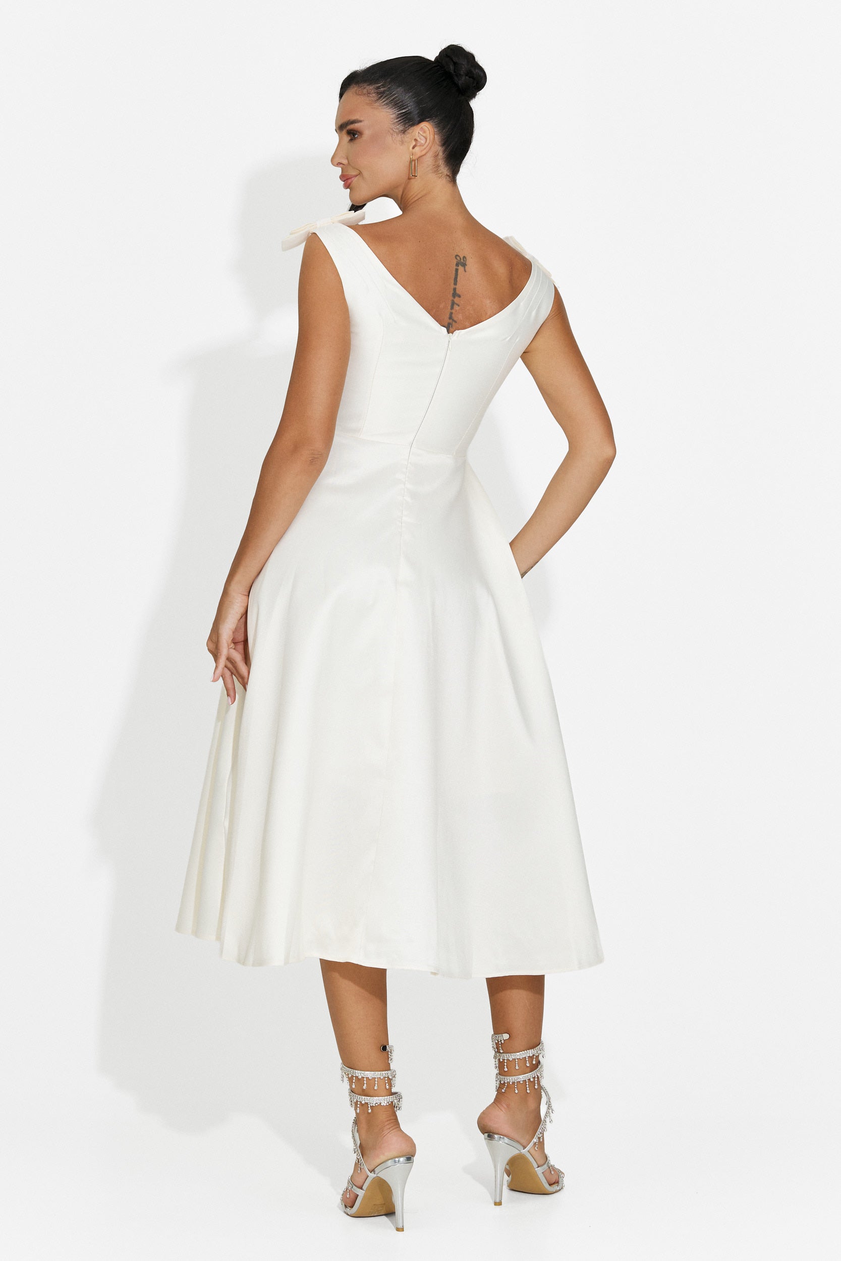 Vestido midi de mujer crema Ayanda Bogas