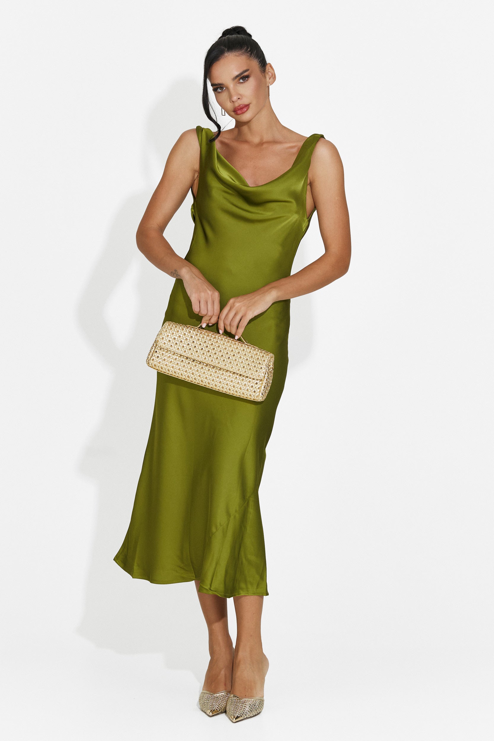 Vestido de mujer midi verde Aliria Bogas