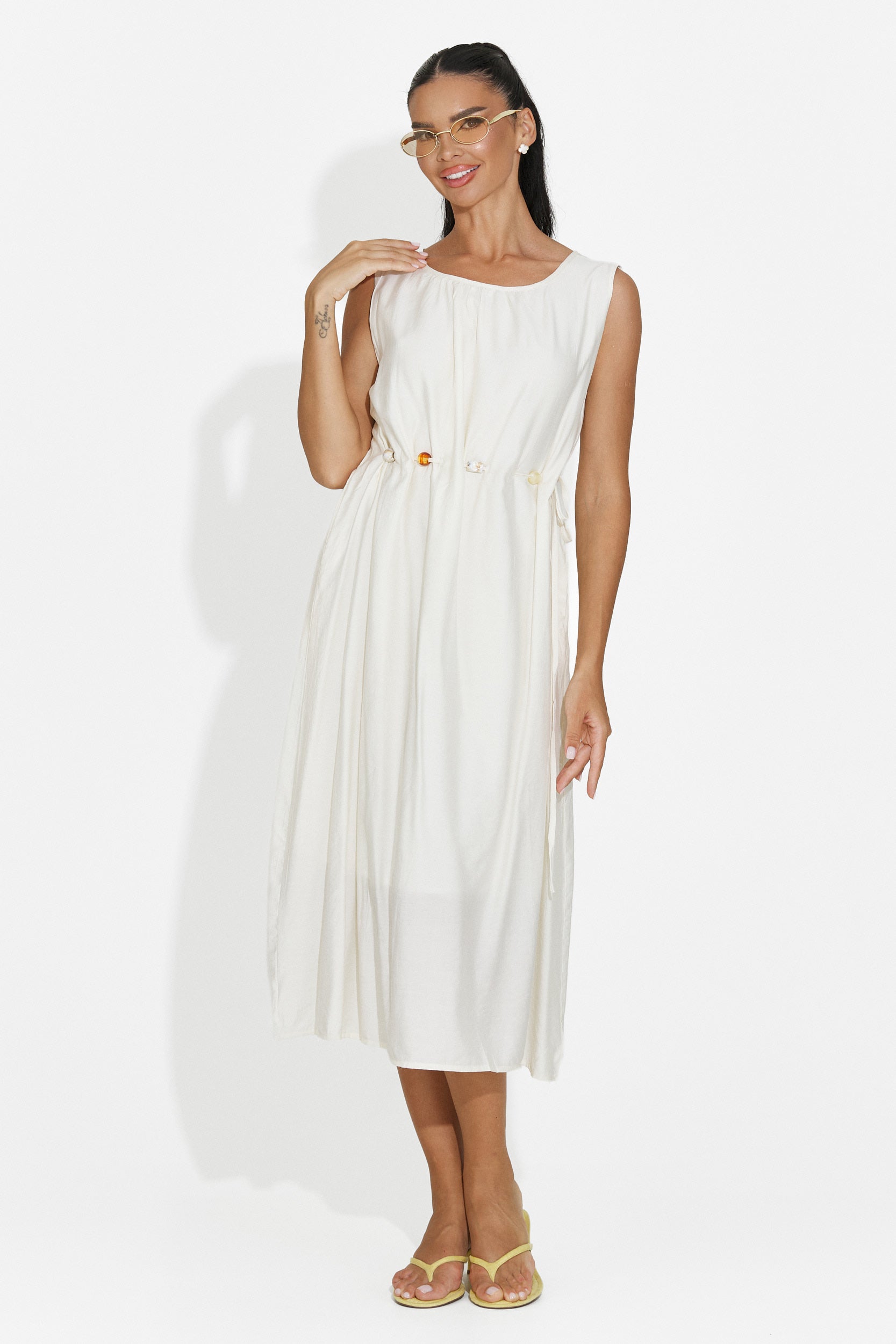 Women's short beige dress Semonia Bogas