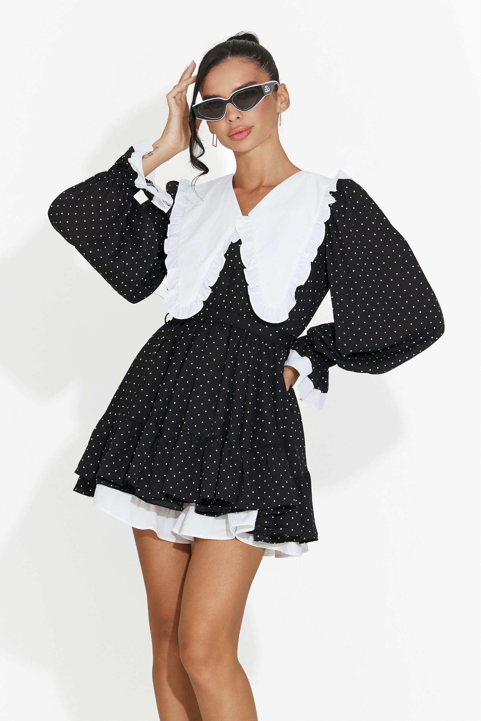 Vestido corto negro de mujer Yucana Bogas