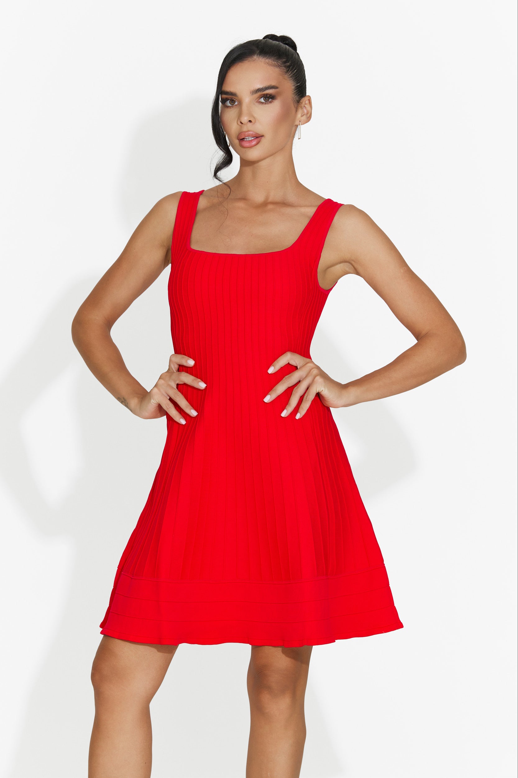 Short red women's dress Betana Bogas
