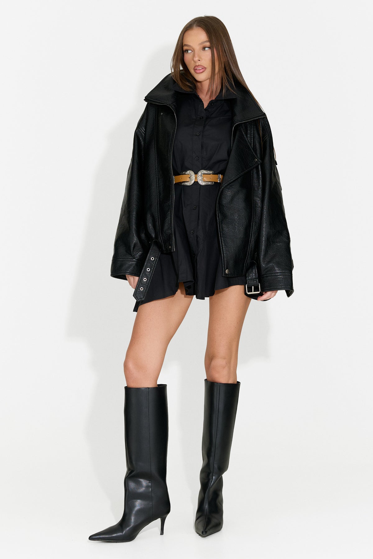 Kurzes Damen-Hemdkleid schwarz Trenieiza Bogas