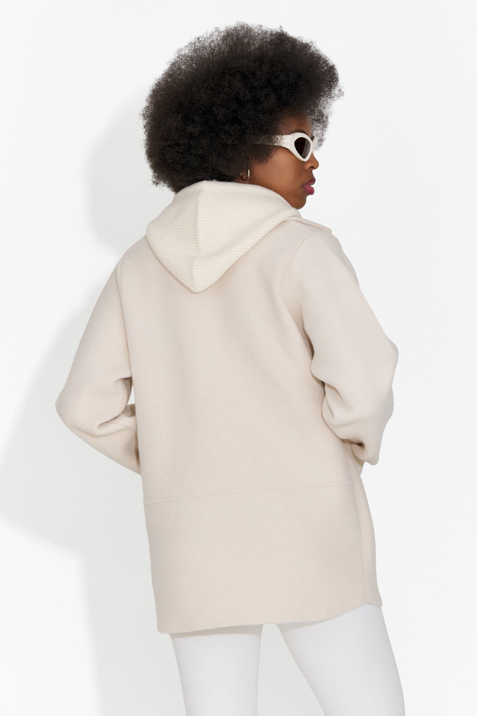 Chaqueta elegante de mujer color crema Veleta Bogas