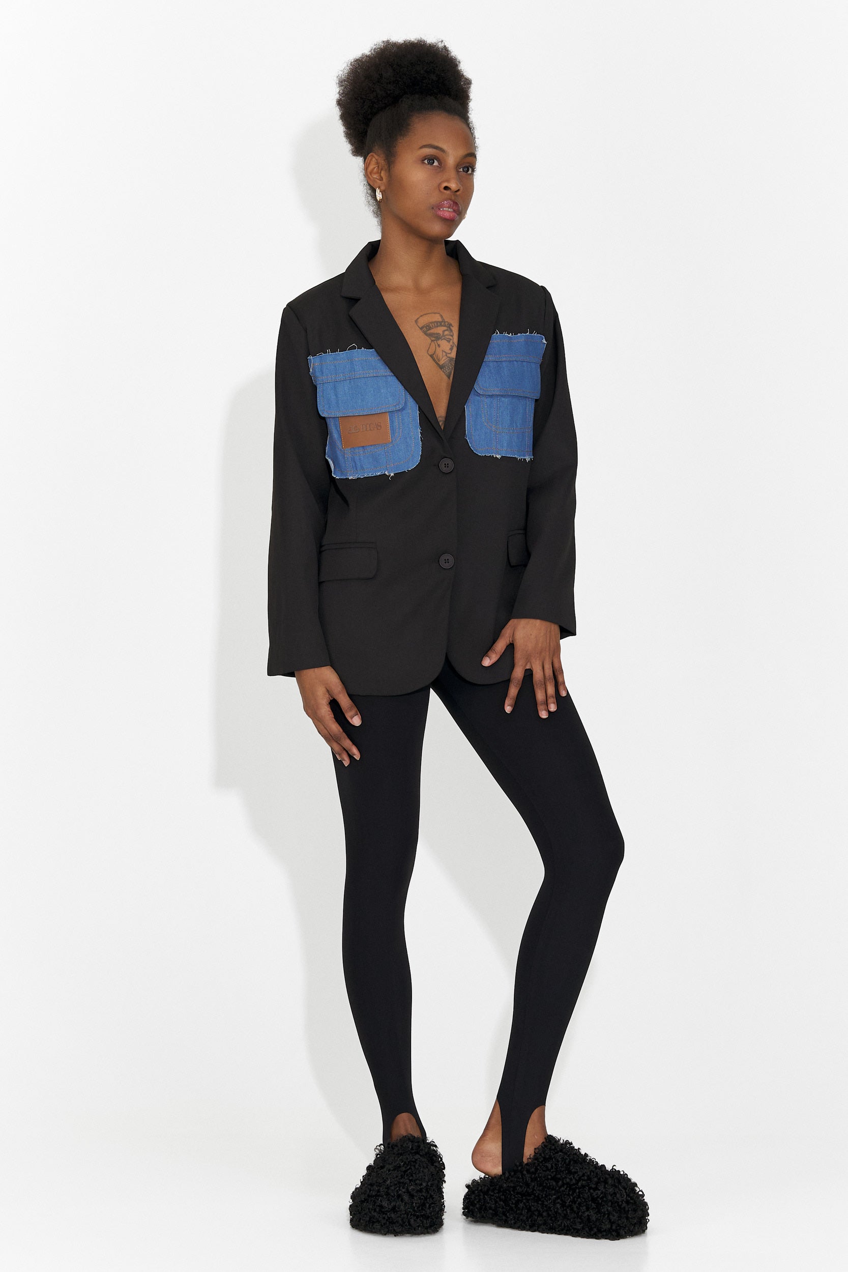 Elegant black ladies blazer Graziela Bogas