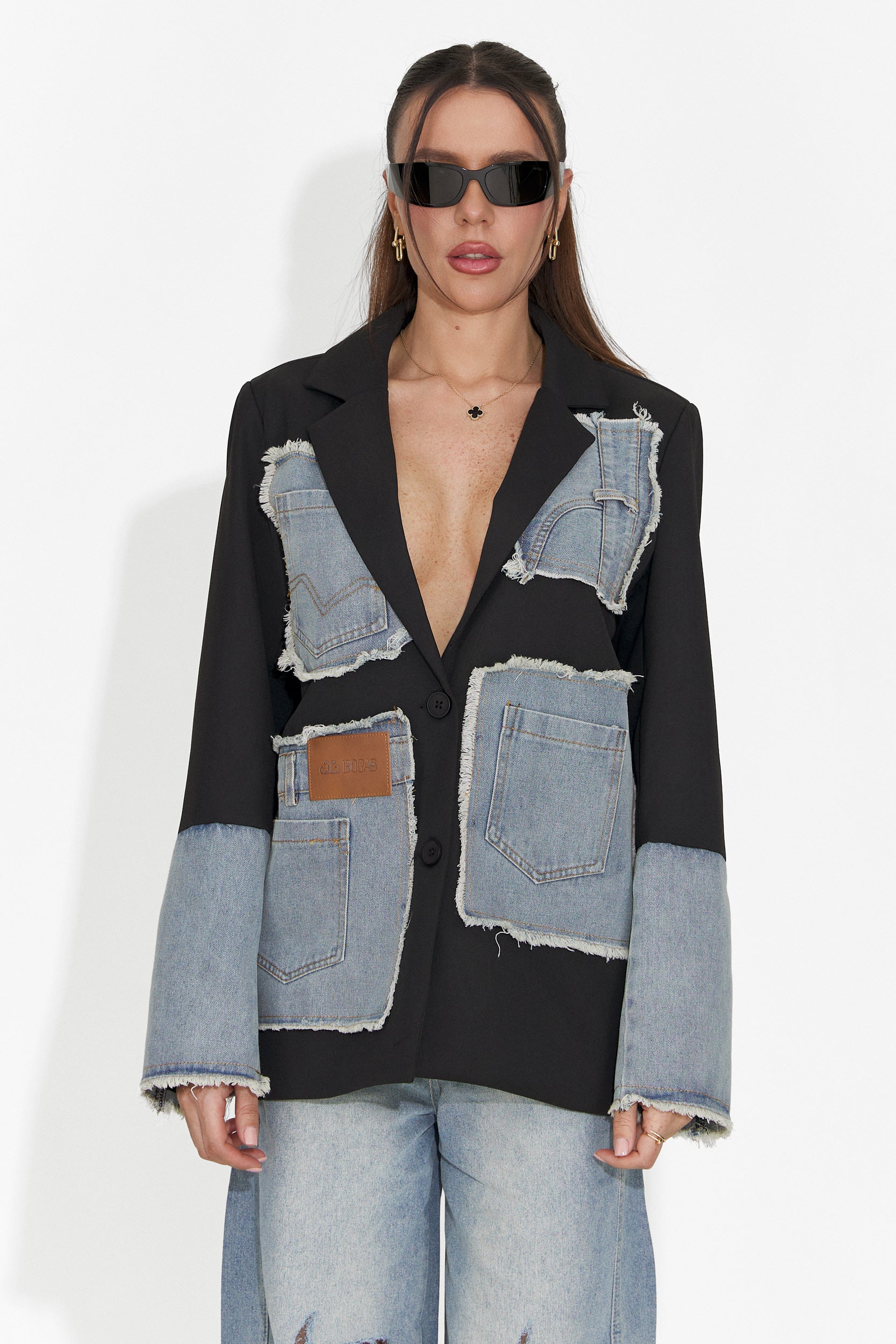 Eleganten črn ženski blazer Rafaelia Bogas