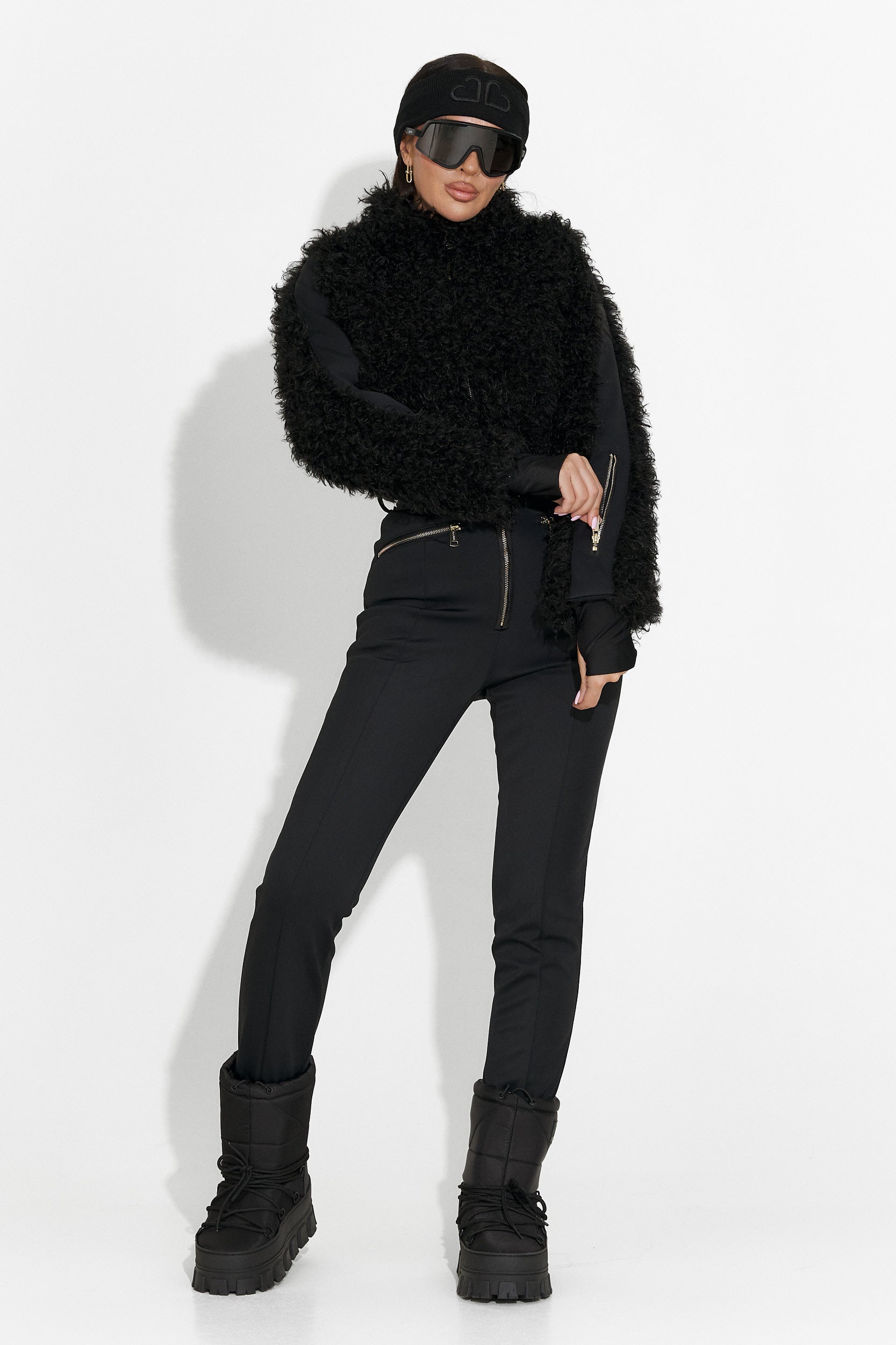 Combinaison de Ski Décontractée Noire d'Alycia Bogas