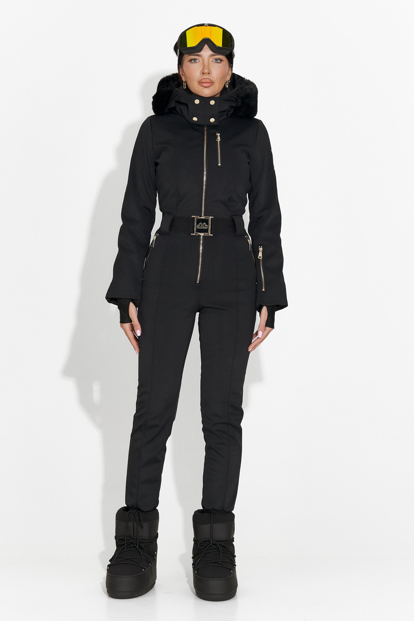 Combinaison de ski décontractée noire de Frosina Bogas