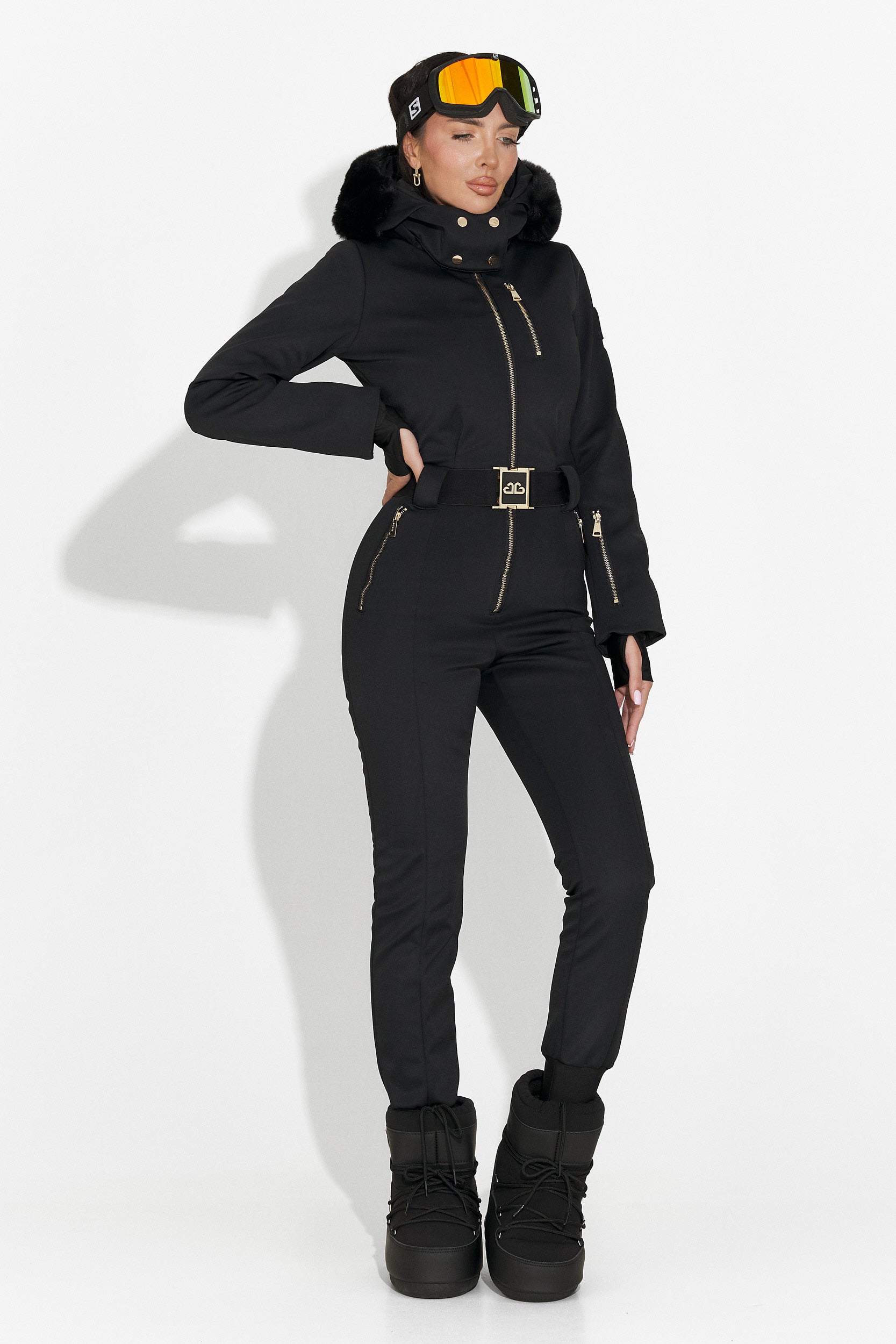 Combinaison de ski décontractée noire de Frosina Bogas