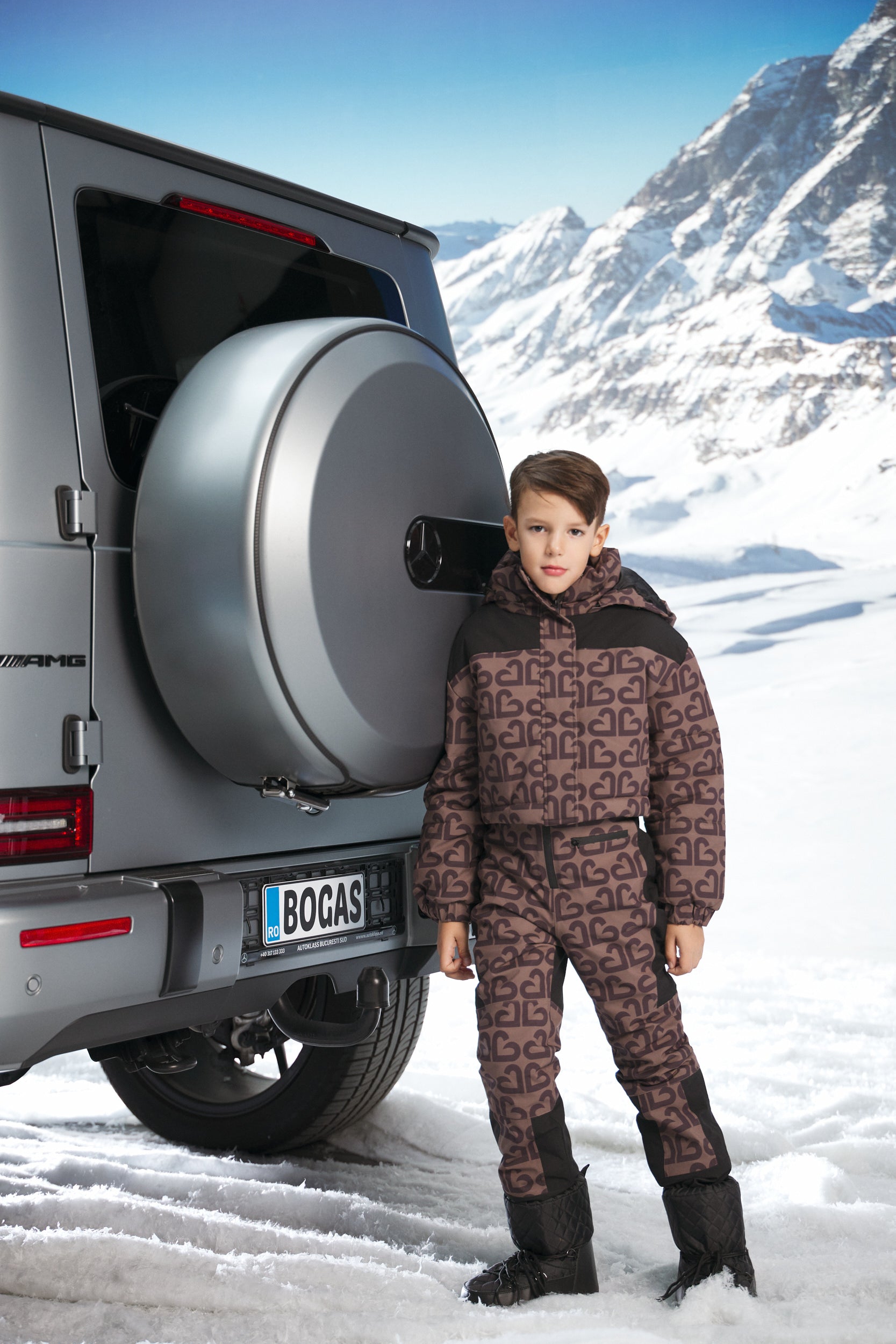 Brązowy kombinezon narciarski dla dzieci Alisone Bogas