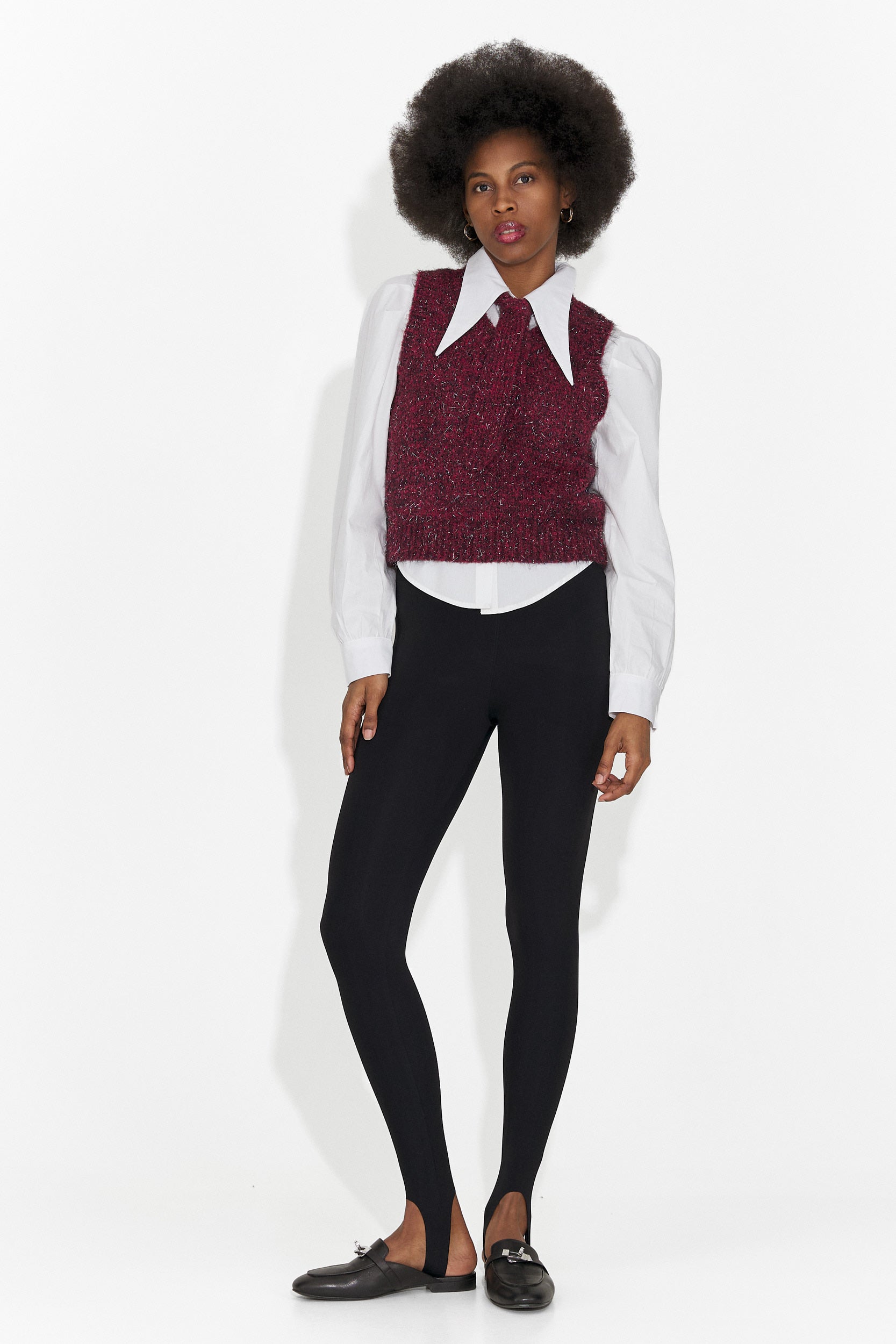 Conjunto de 3 piezas camisa + chaleco + corbata burdeos Izaura