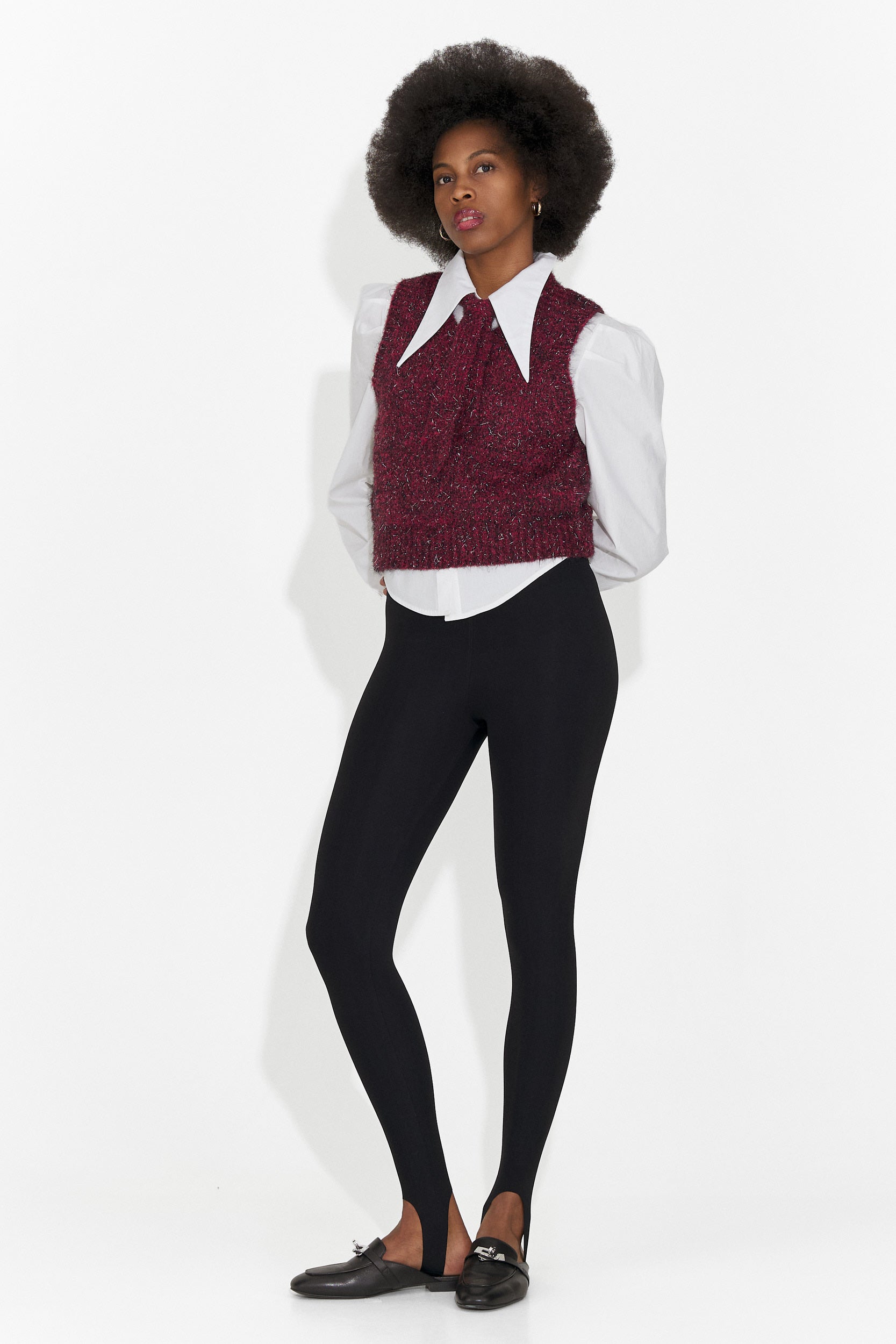 Conjunto de 3 piezas camisa + chaleco + corbata burdeos Izaura