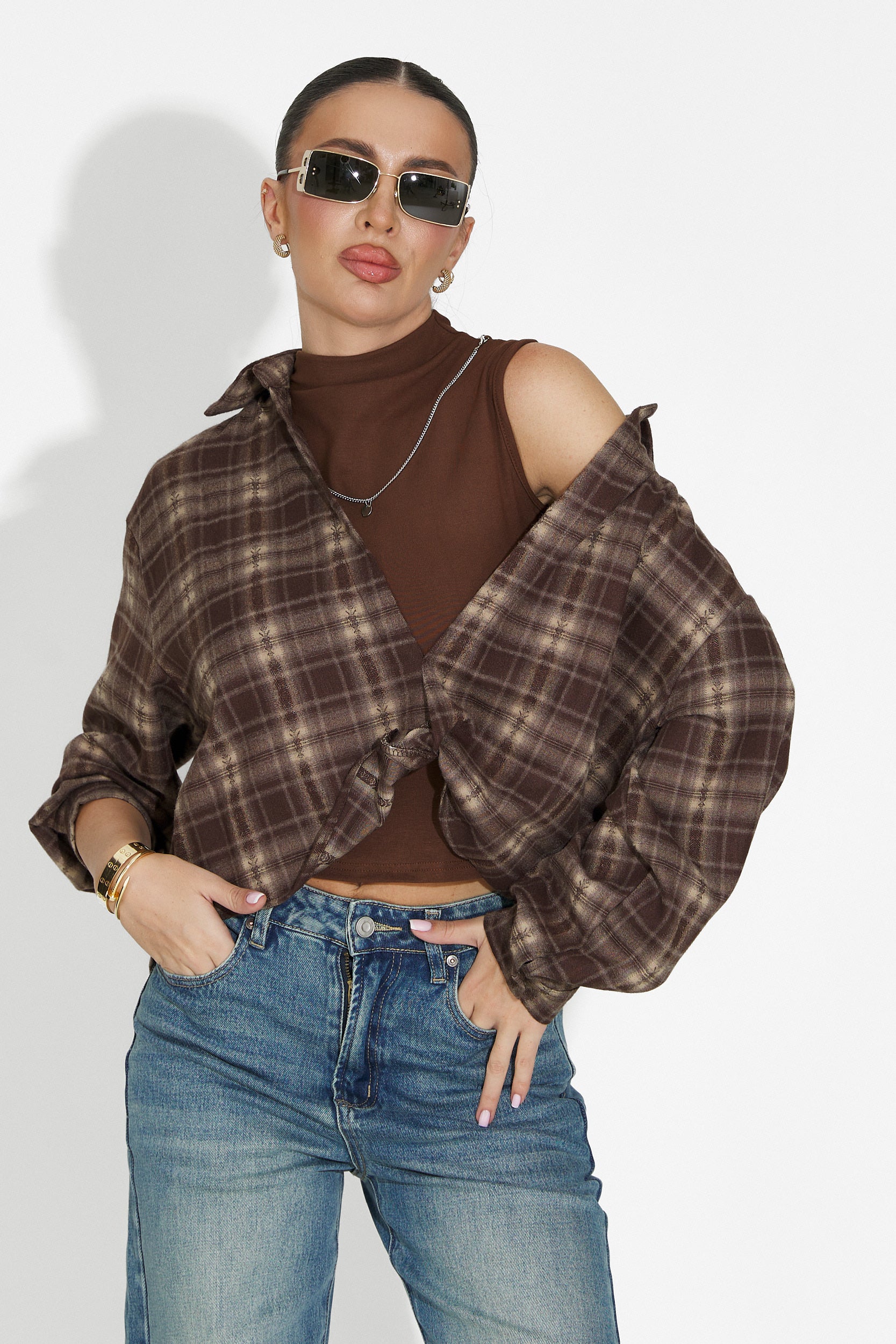 Noielia Bogas Women's Shirt Set + Brown Tank Top