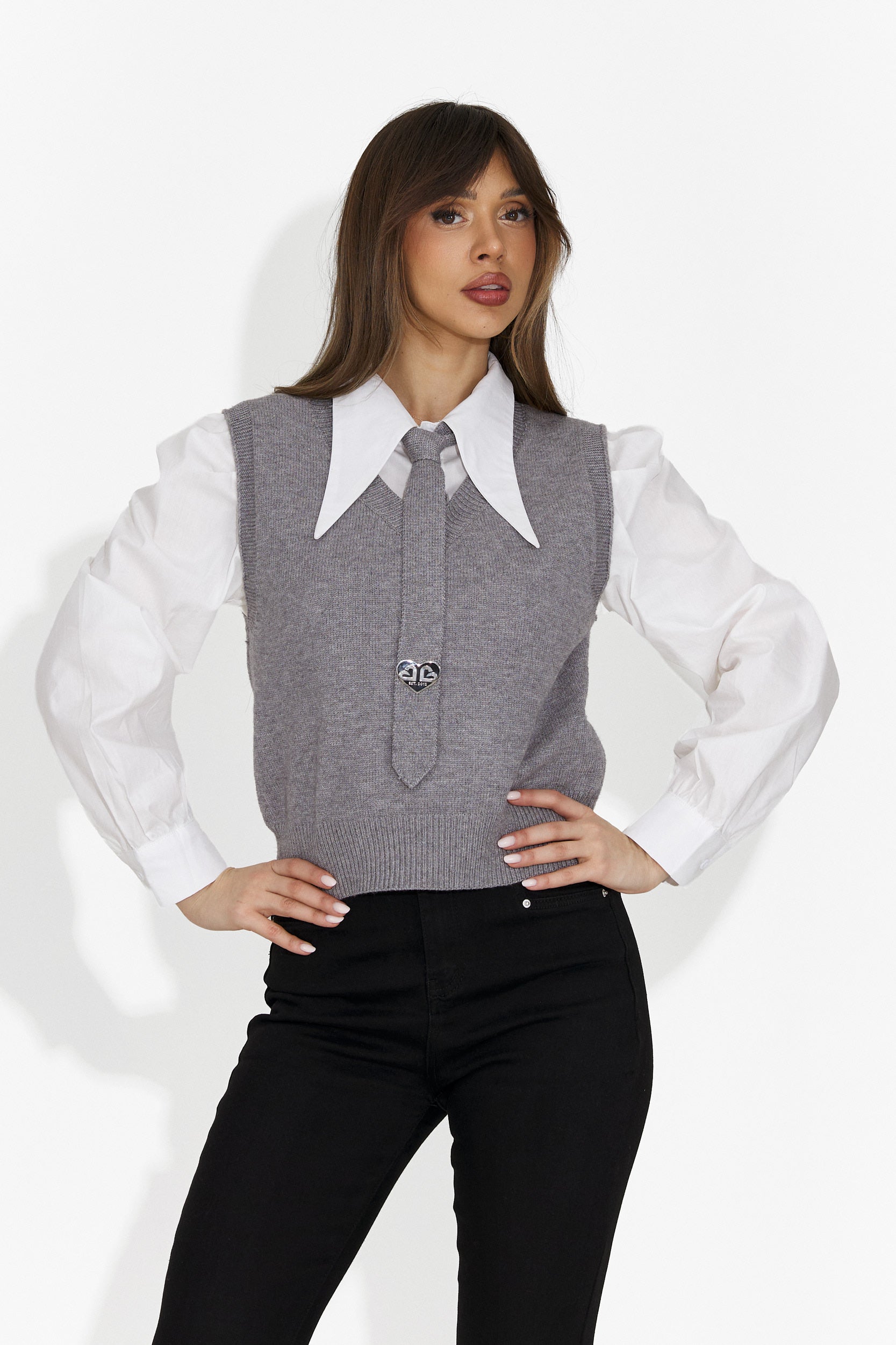 Women's set 3 pieces shirt + vest + gray tie Ofeliana Bogas