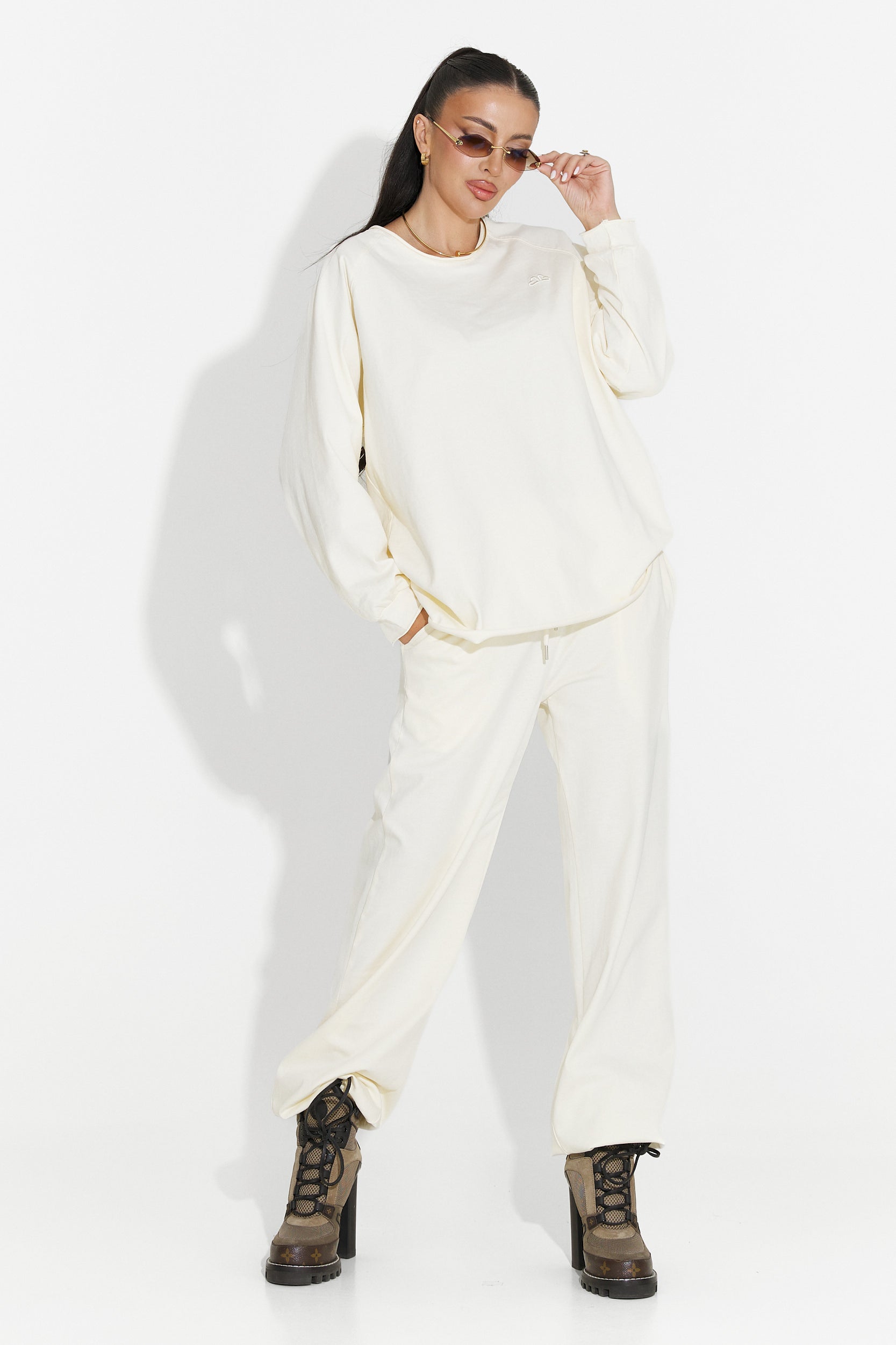 Damski dres casual beżowy Clavira Bogas