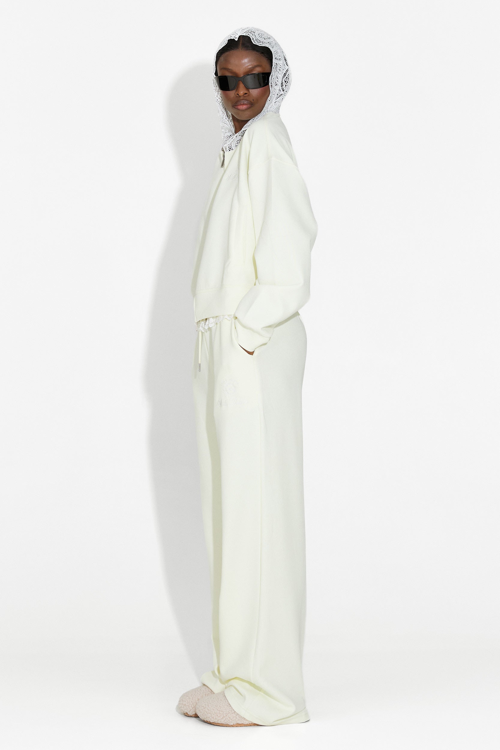 Kiva Bogas Casual Beige Women's Training