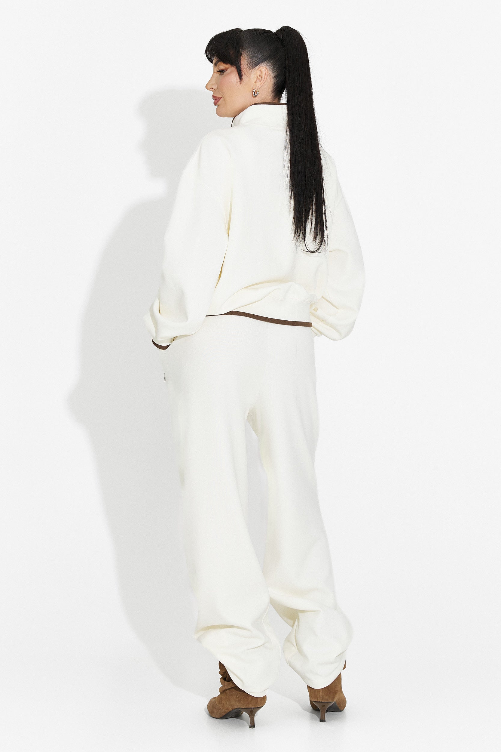 Damen Freizeit-Trainingsanzug beige Vilma Bogas