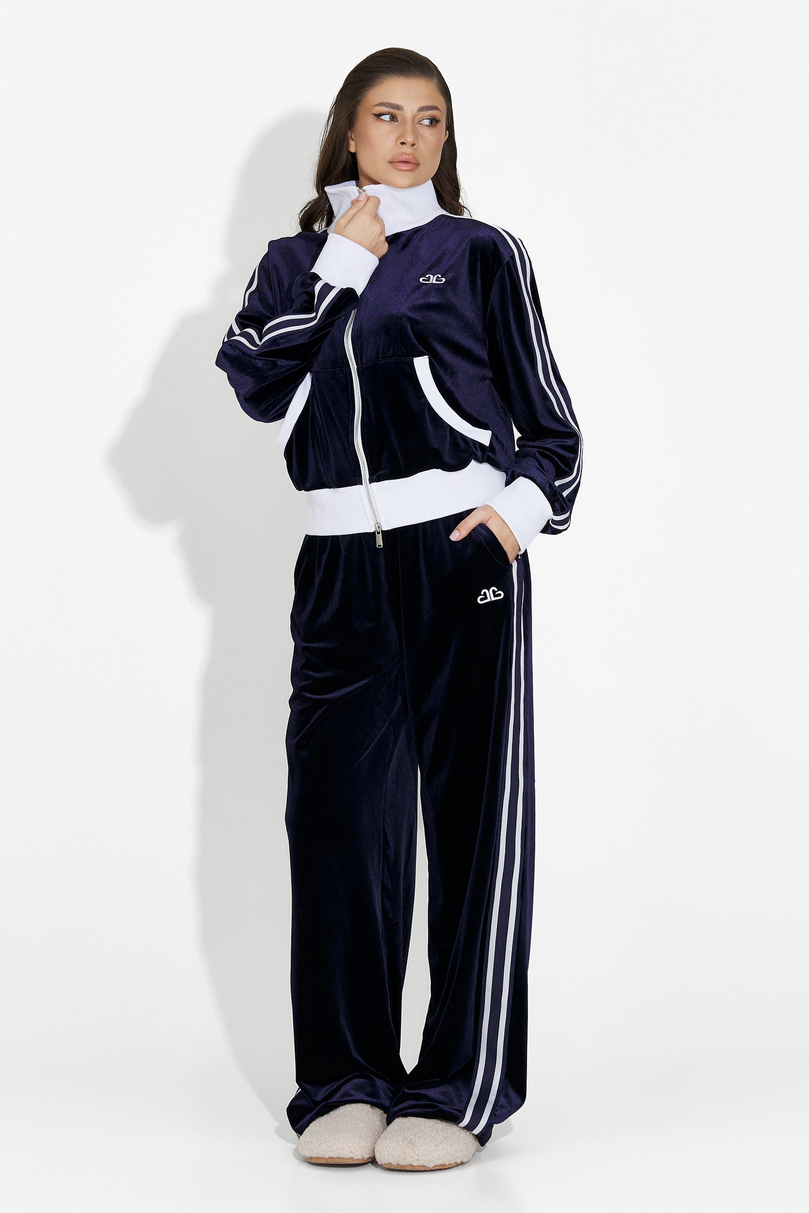 Σετ γυναικείο casual μπλε σκούρο Chanela Bogas