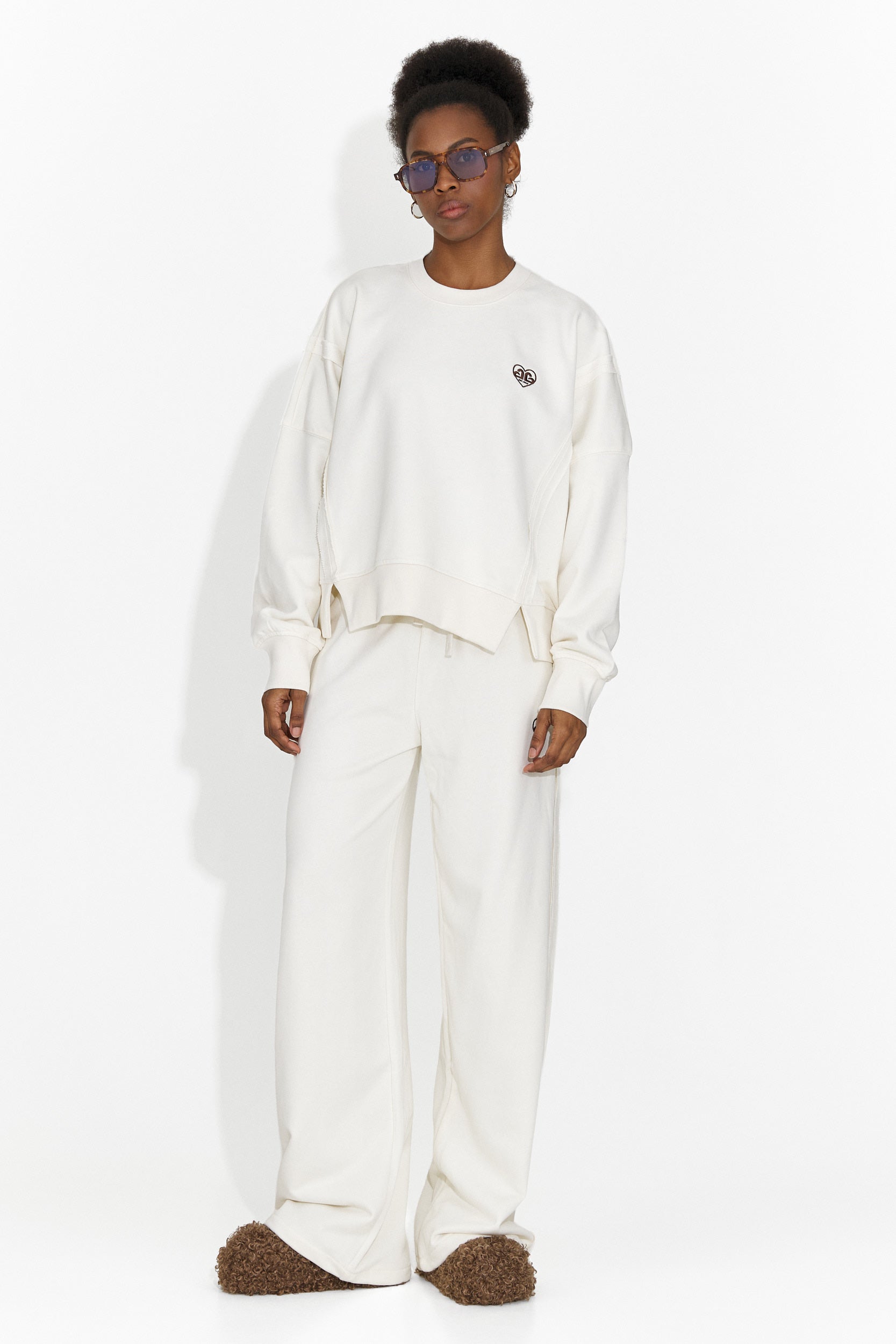 Chándal de mujer casual crema Isabela Bogas