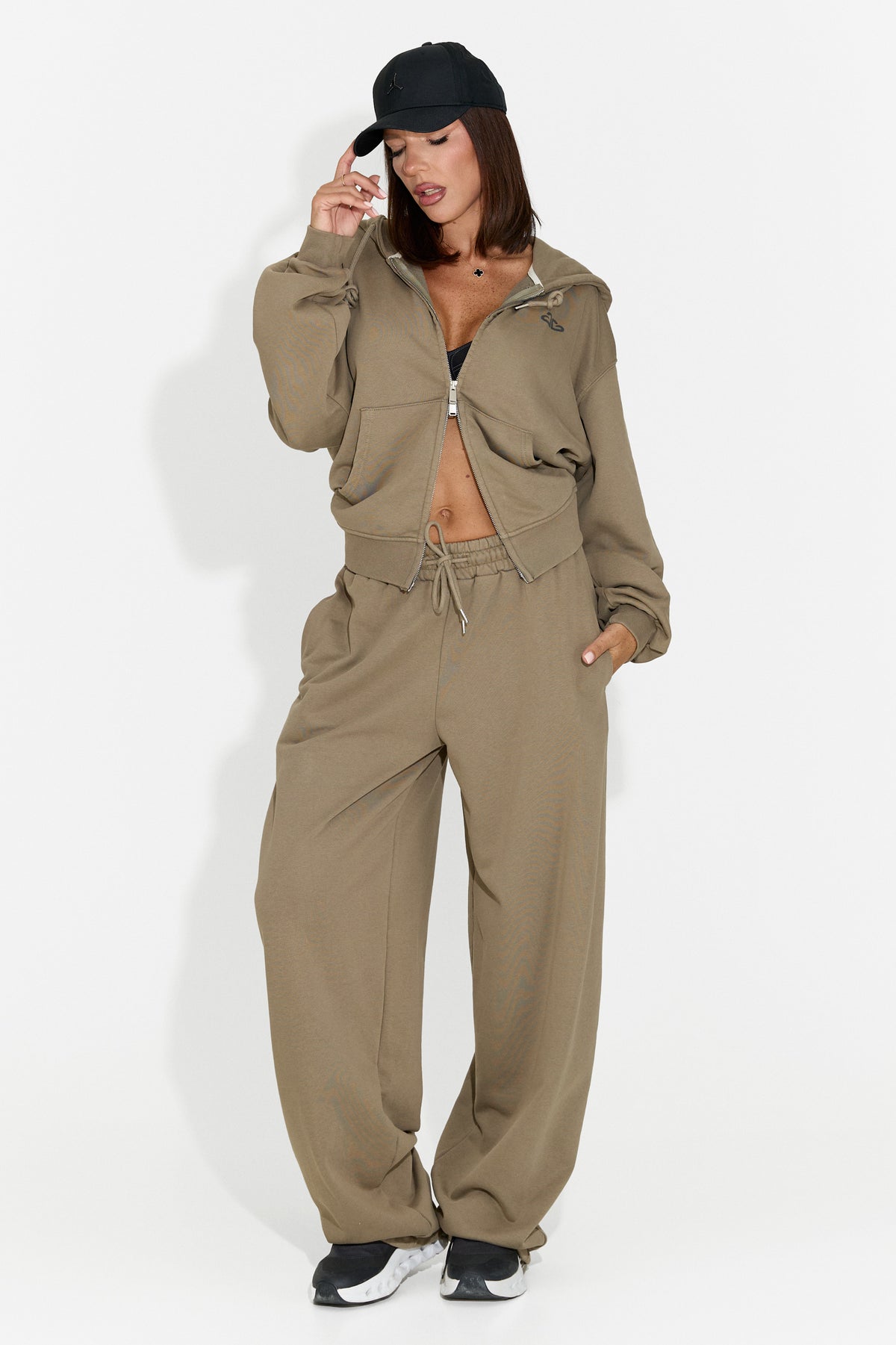 Women's casual khaki tracksuit Chavimielia Bogas