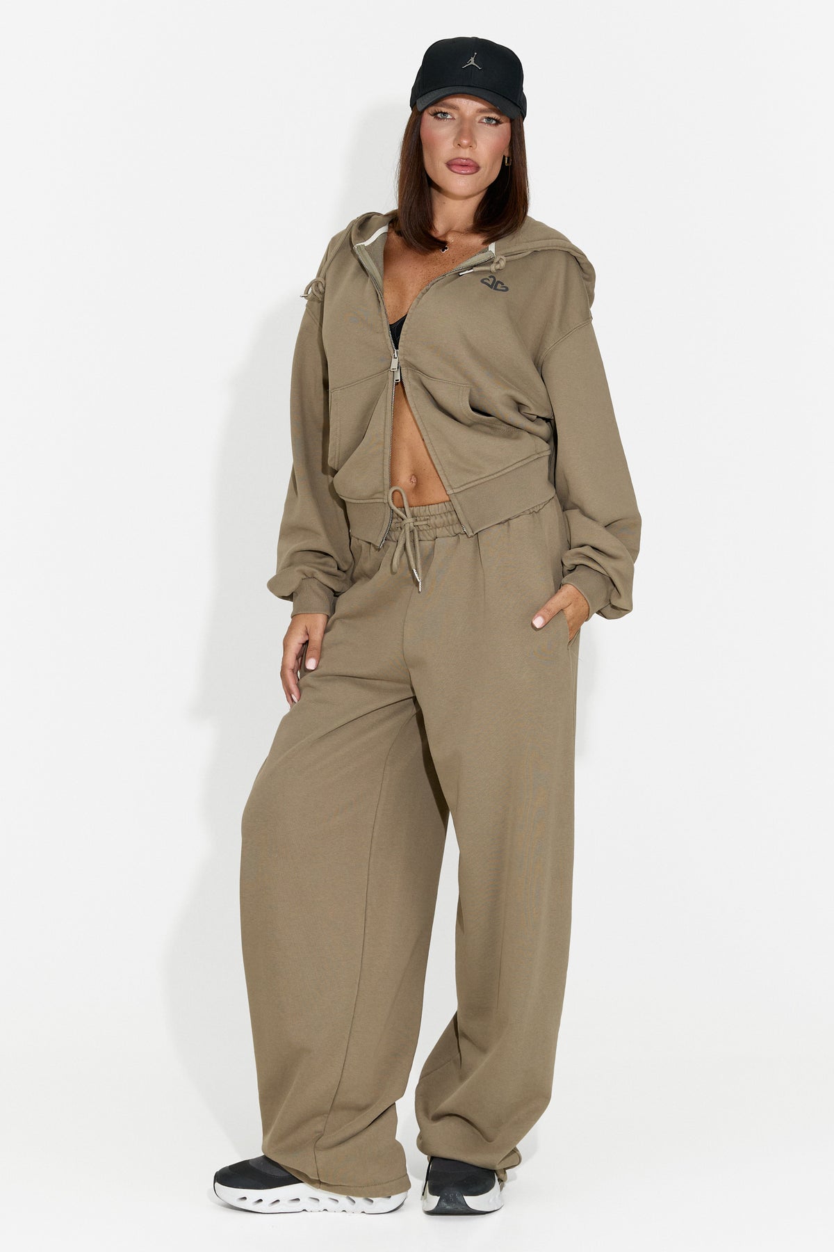 Women's casual khaki tracksuit Chavimielia Bogas