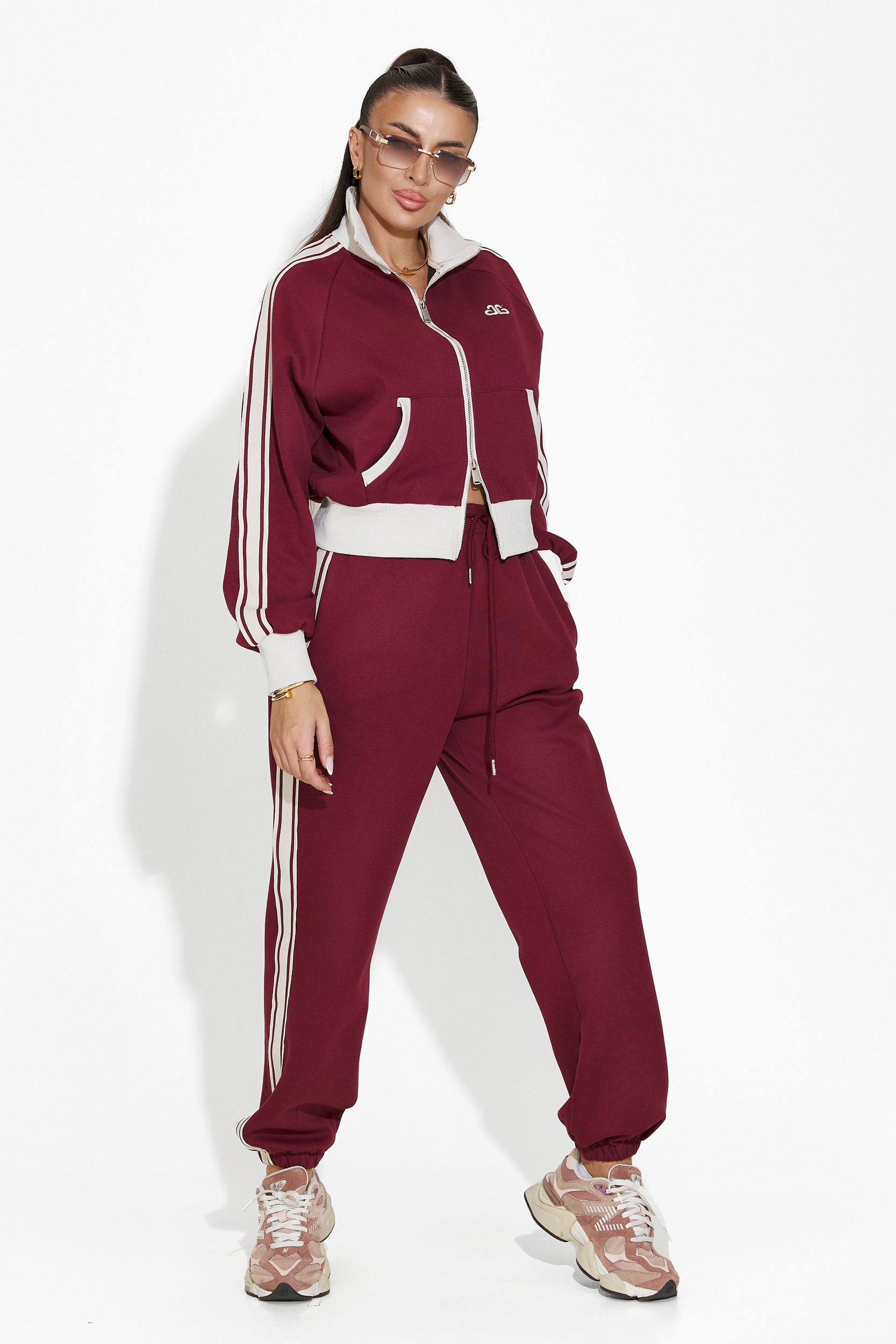 Γυναικείο casual σετ φόρμας μπορντό Taisha Bogas